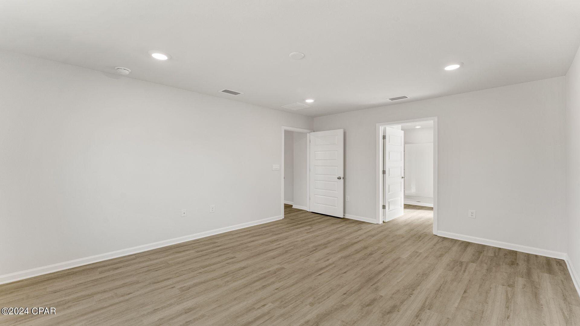 Image 30 For 213 Cades Court