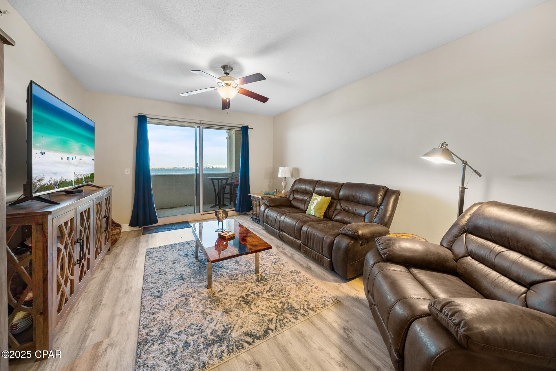 Image 10 For 2400 Grandiflora Boulevard E407