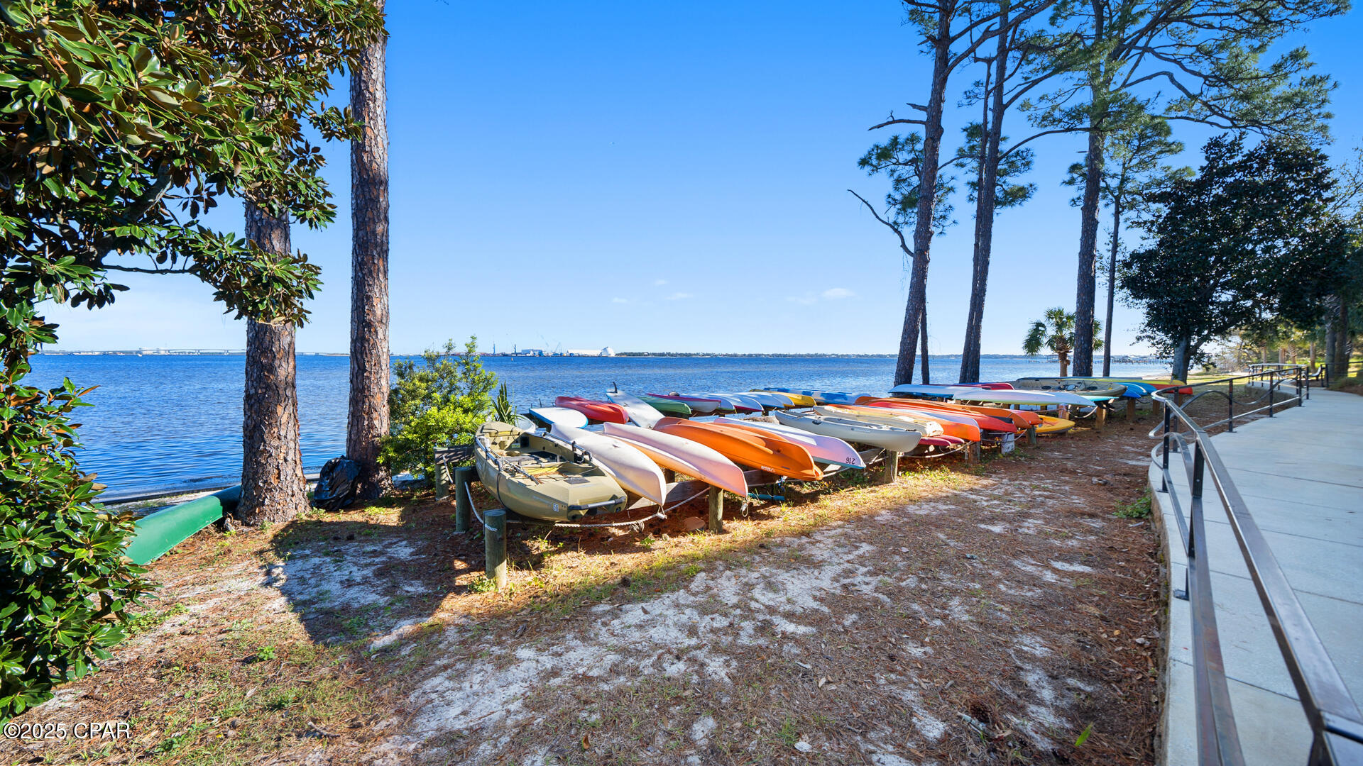 Image 34 For 2400 Grandiflora Boulevard E407