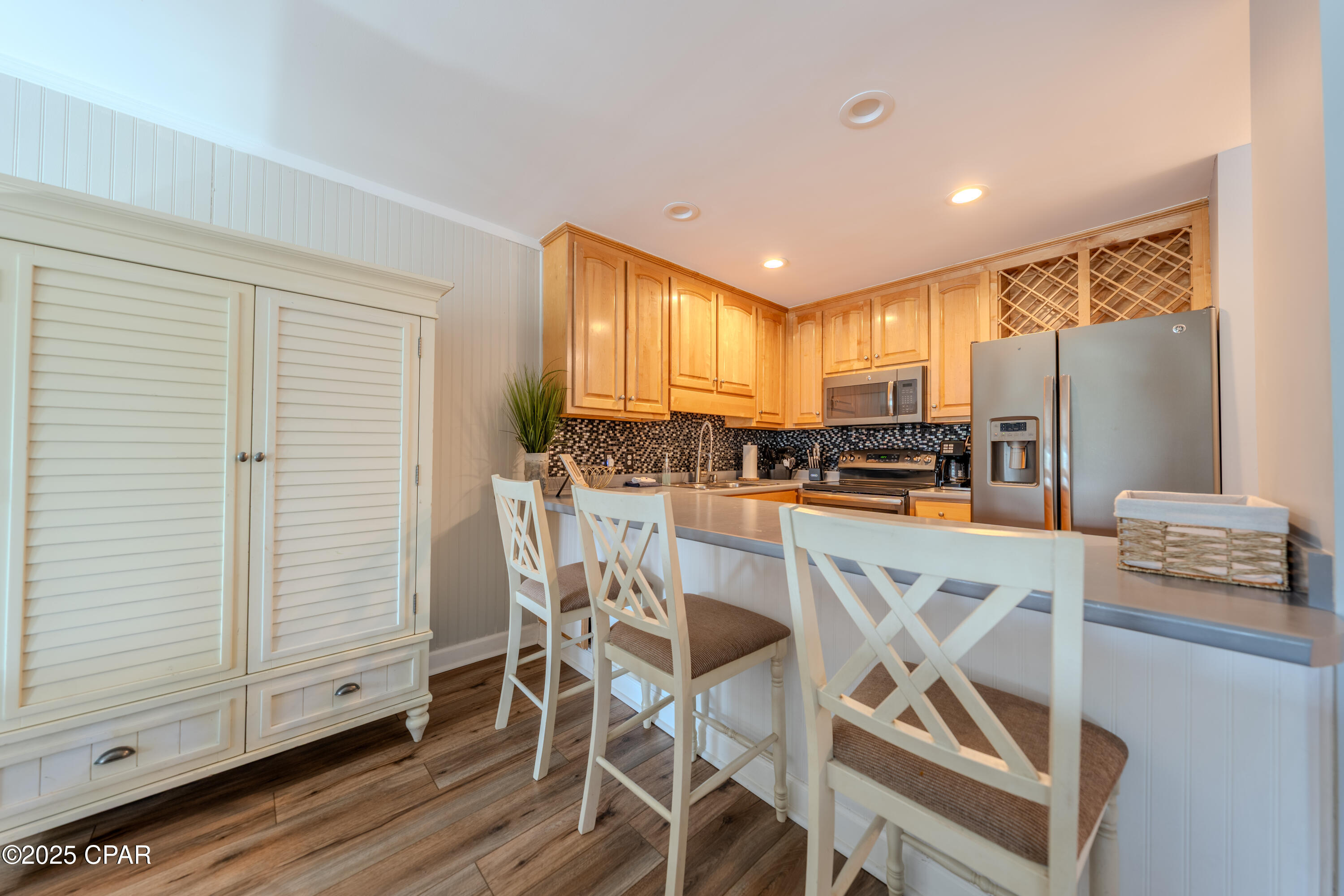 Image 11 For 4726 Bay Point  250