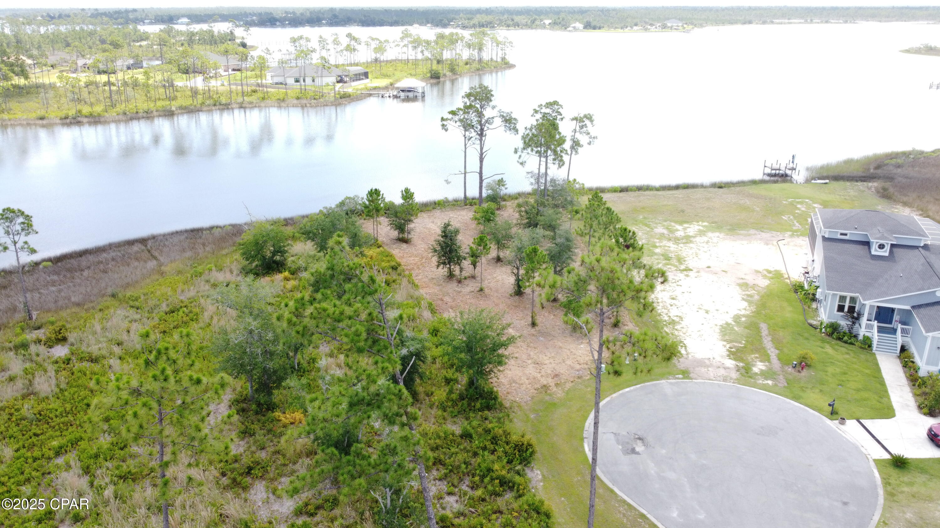 Listing photo id 4 for 1101 Mizzen  