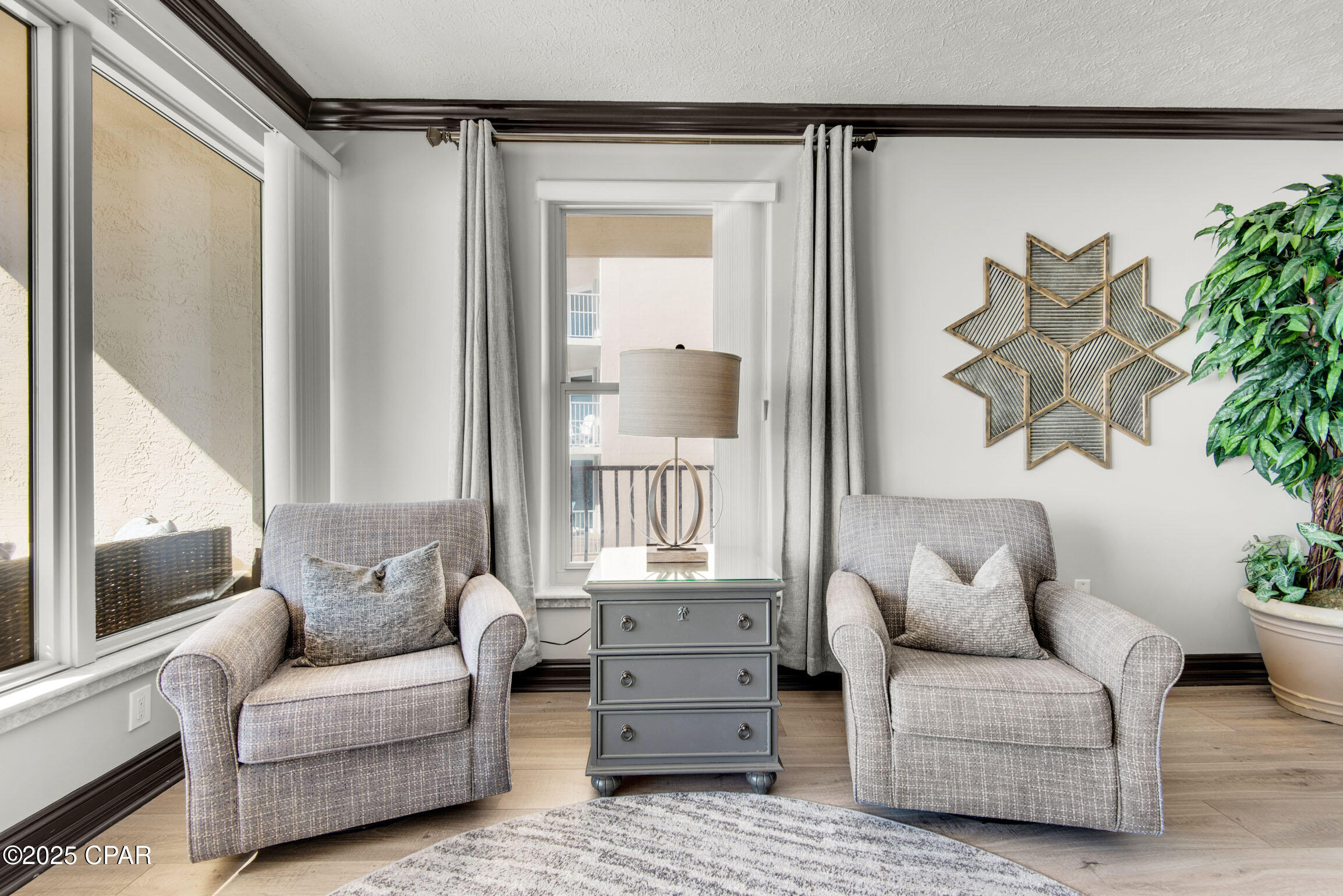 Image 6 For 7115 Thomas Drive 901