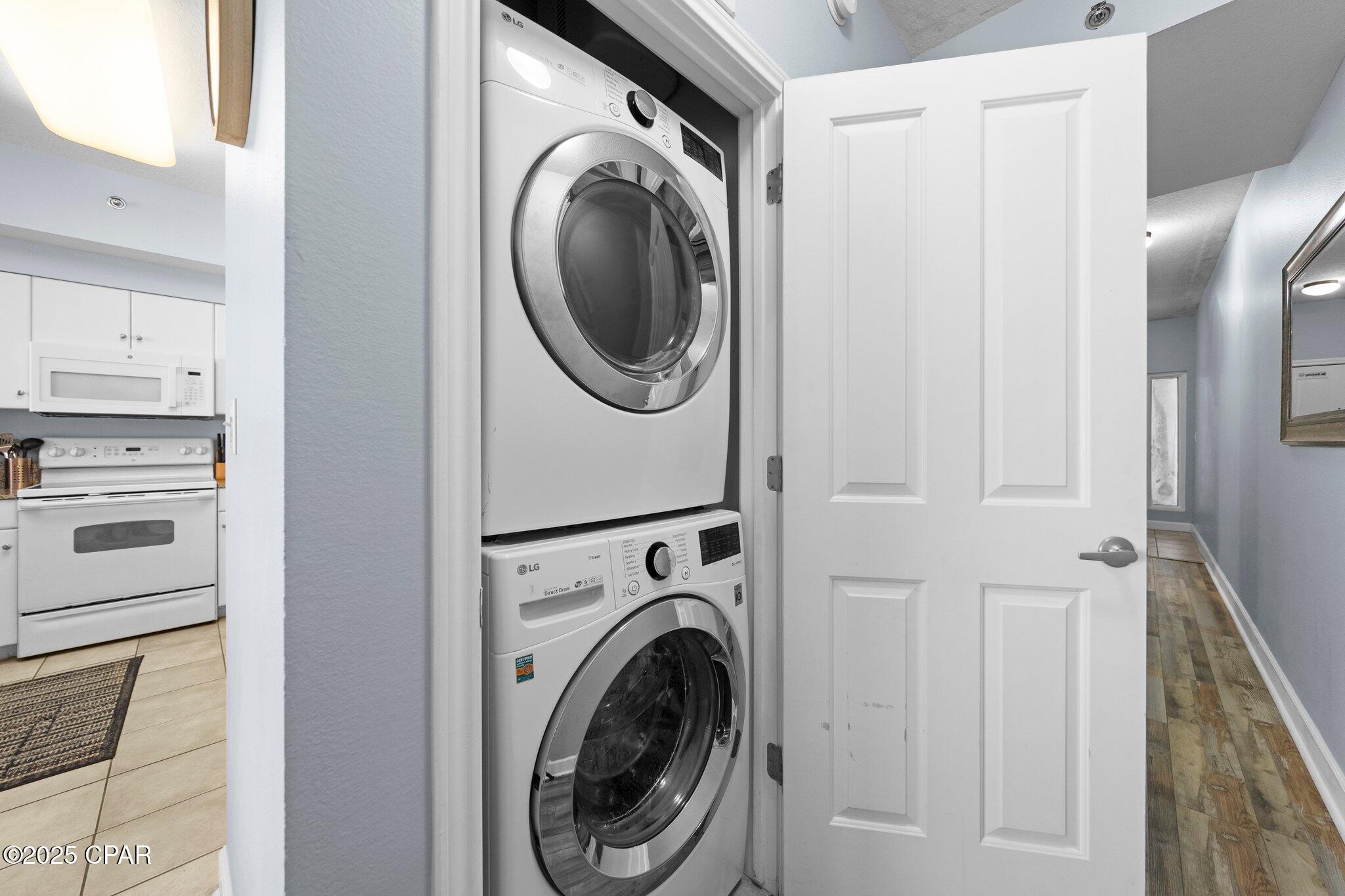 Image 18 For 9900 Thomas Drive 2009