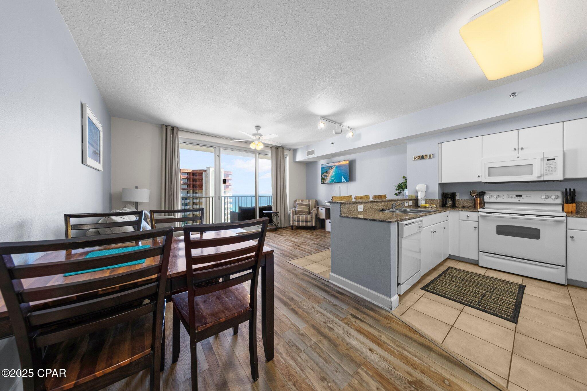 Image 4 For 9900 Thomas Drive 2009