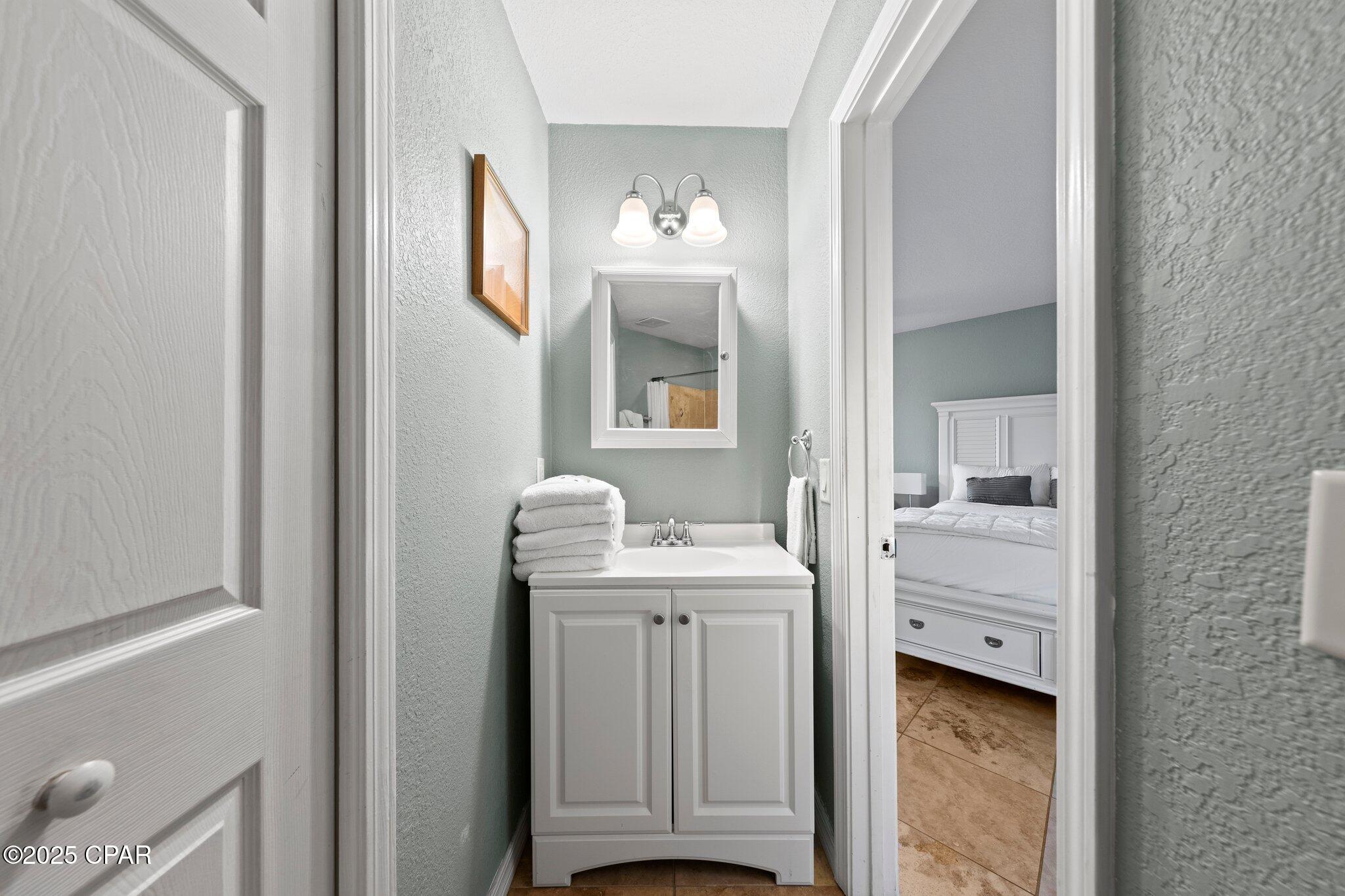 Image 19 For 4114 Holiday Drive 12