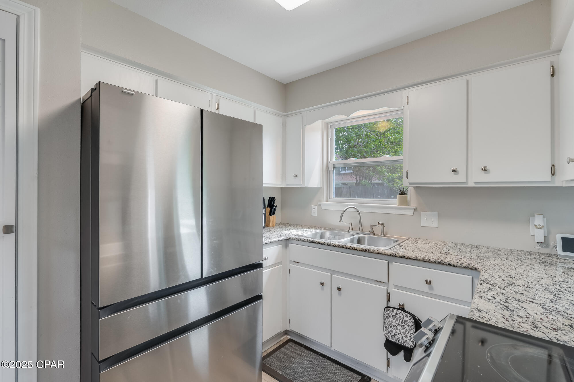 Image 15 For 2709 Ravenwood Court