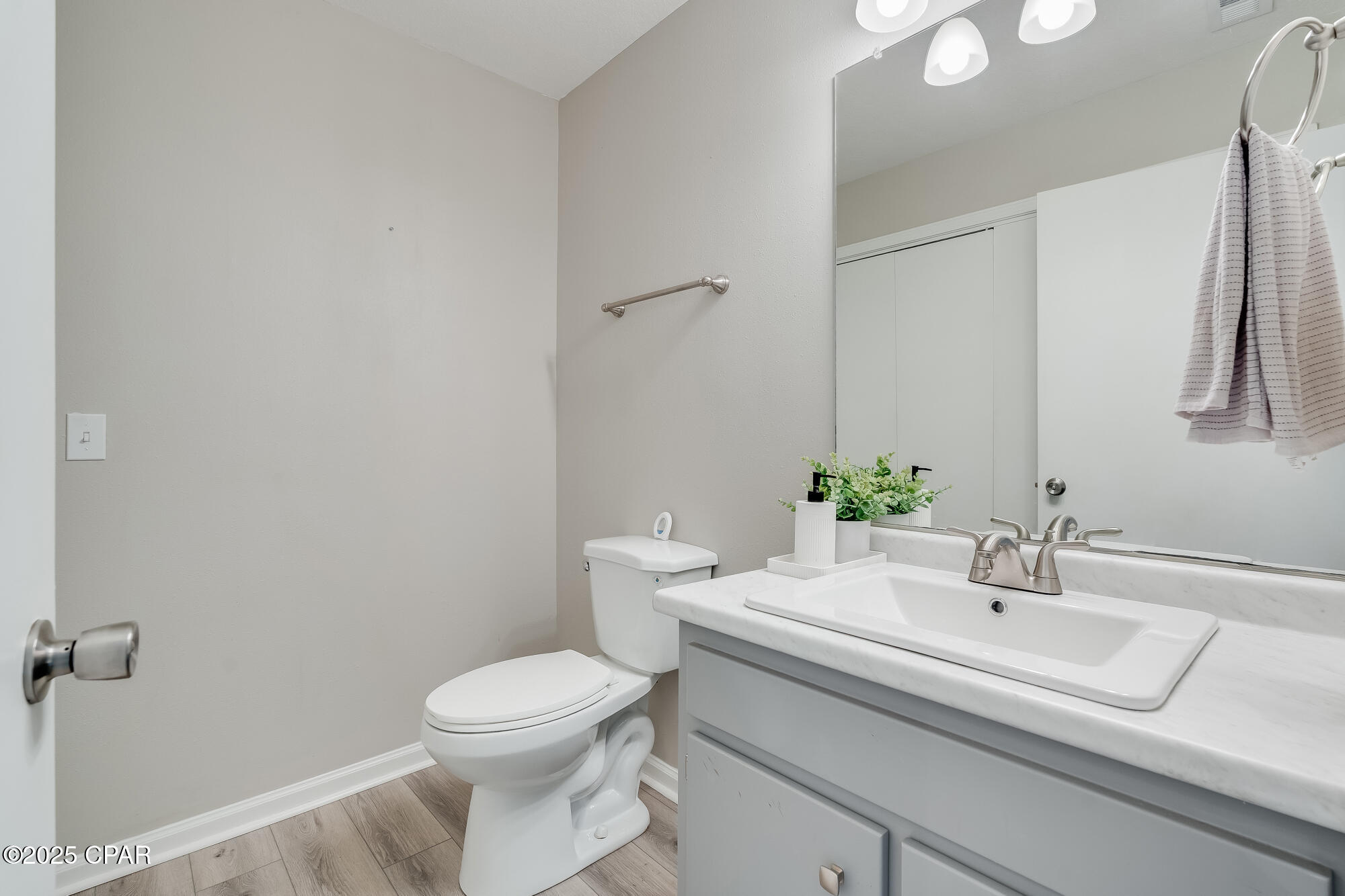 Image 28 For 2709 Ravenwood Court