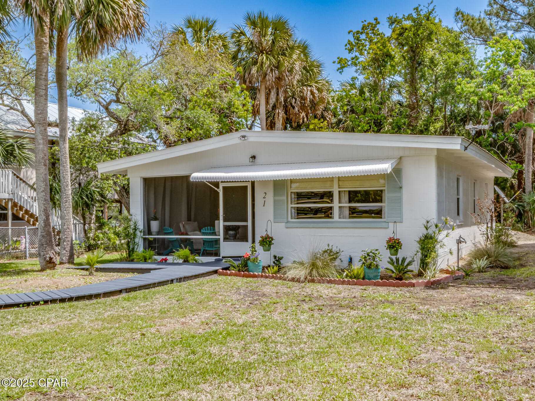 Image 2 For 21 West Point Dr.