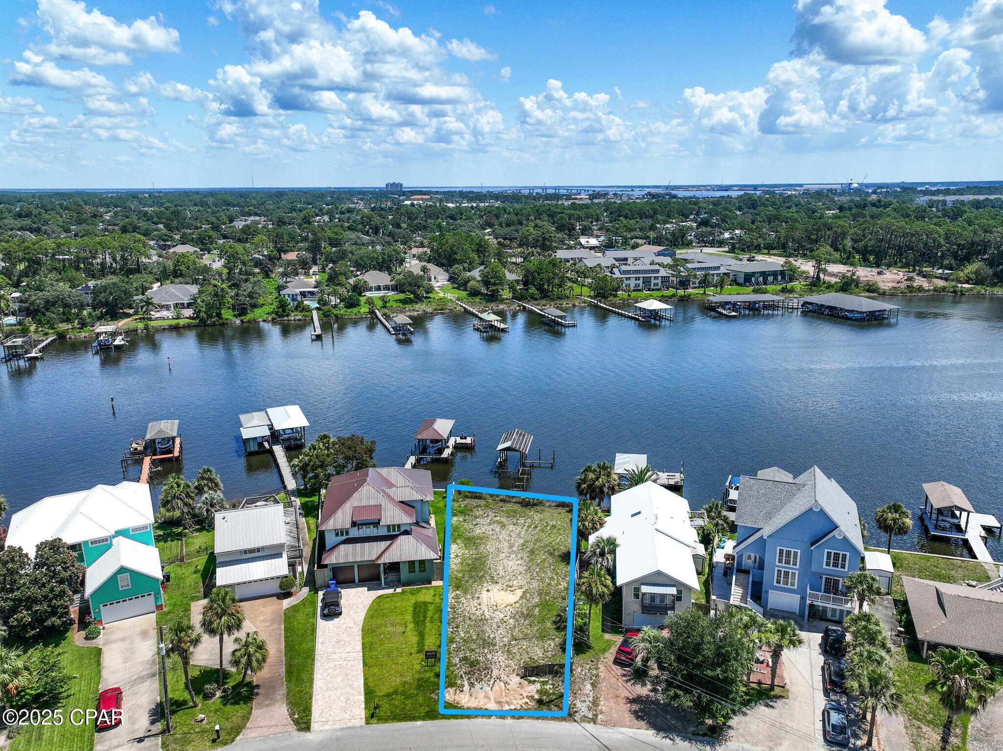 Image 3 For 7204 Lagoon Drive