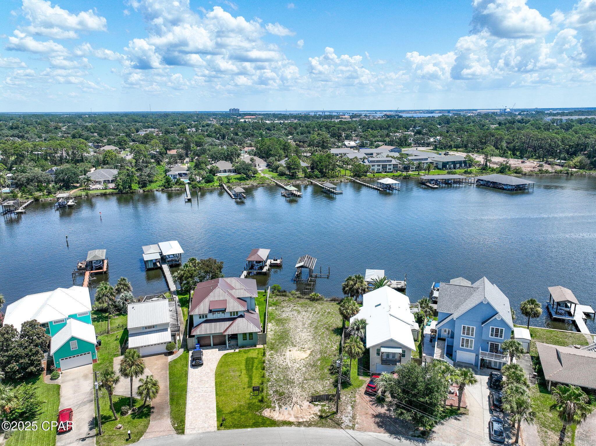 Image 4 For 7204 Lagoon Drive