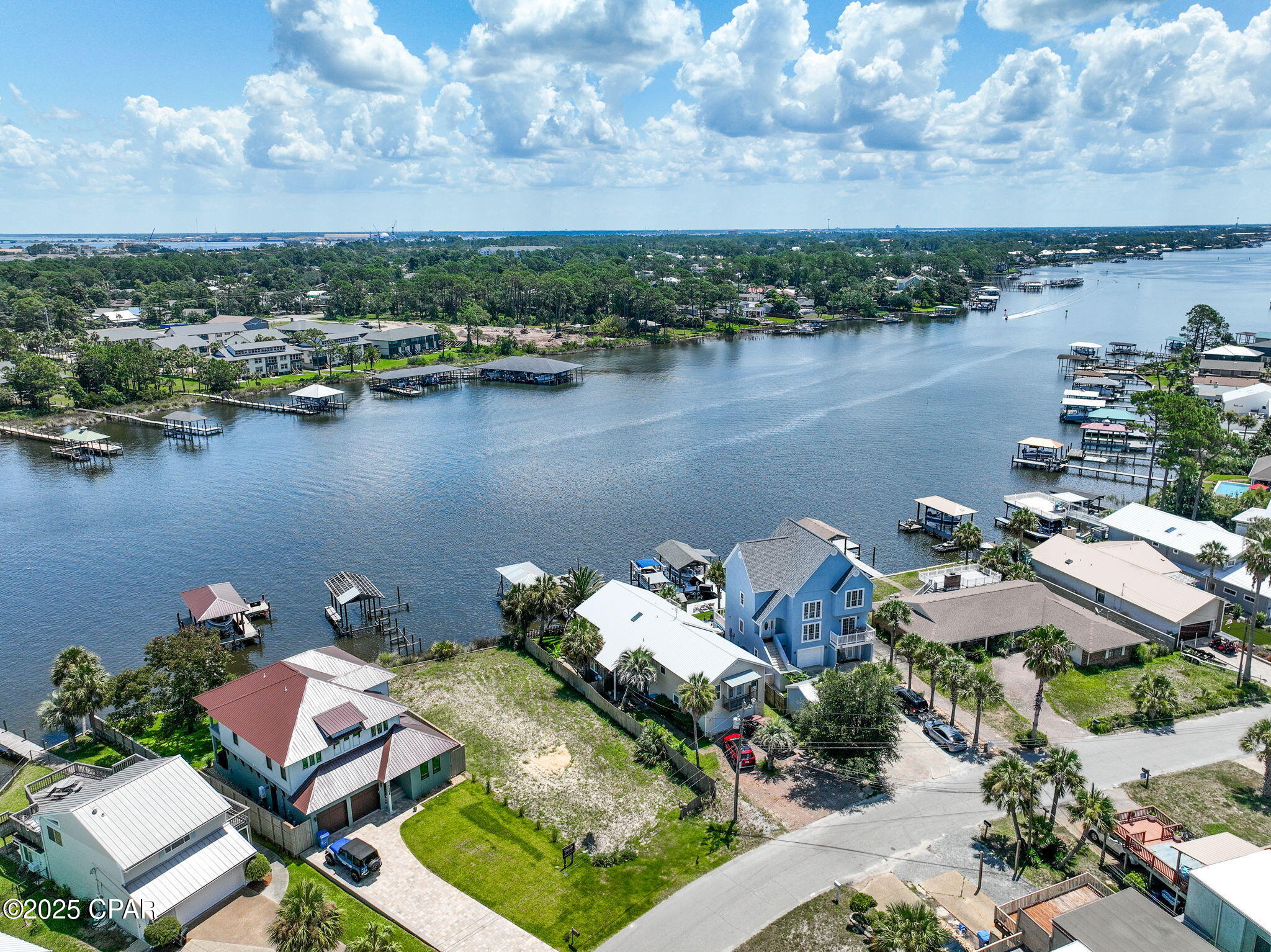 Image 5 For 7204 Lagoon Drive