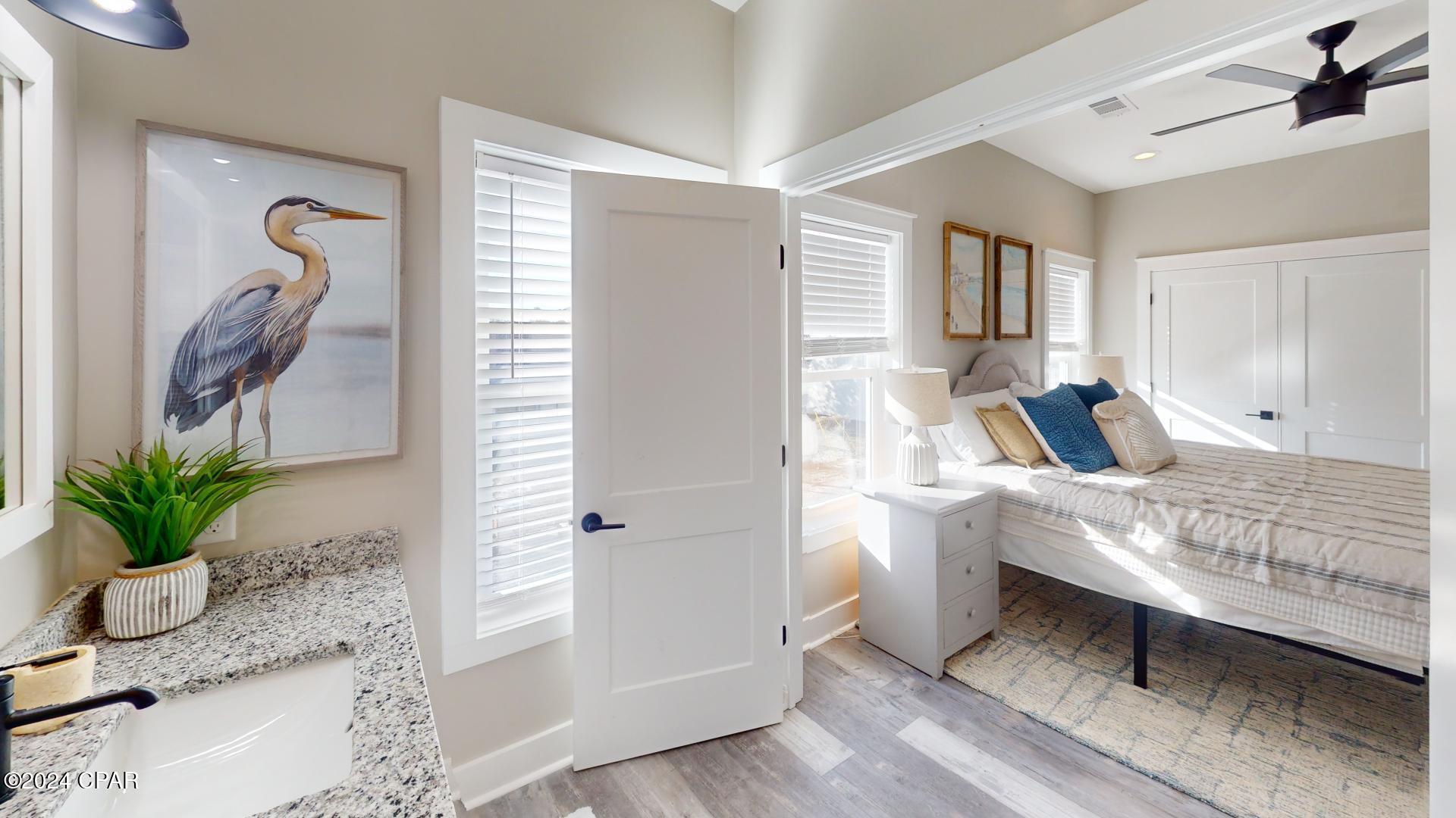 Image 24 For 304 Long Avenue