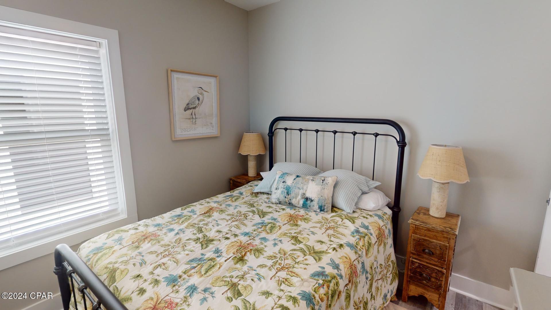 Image 35 For 304 Long Avenue