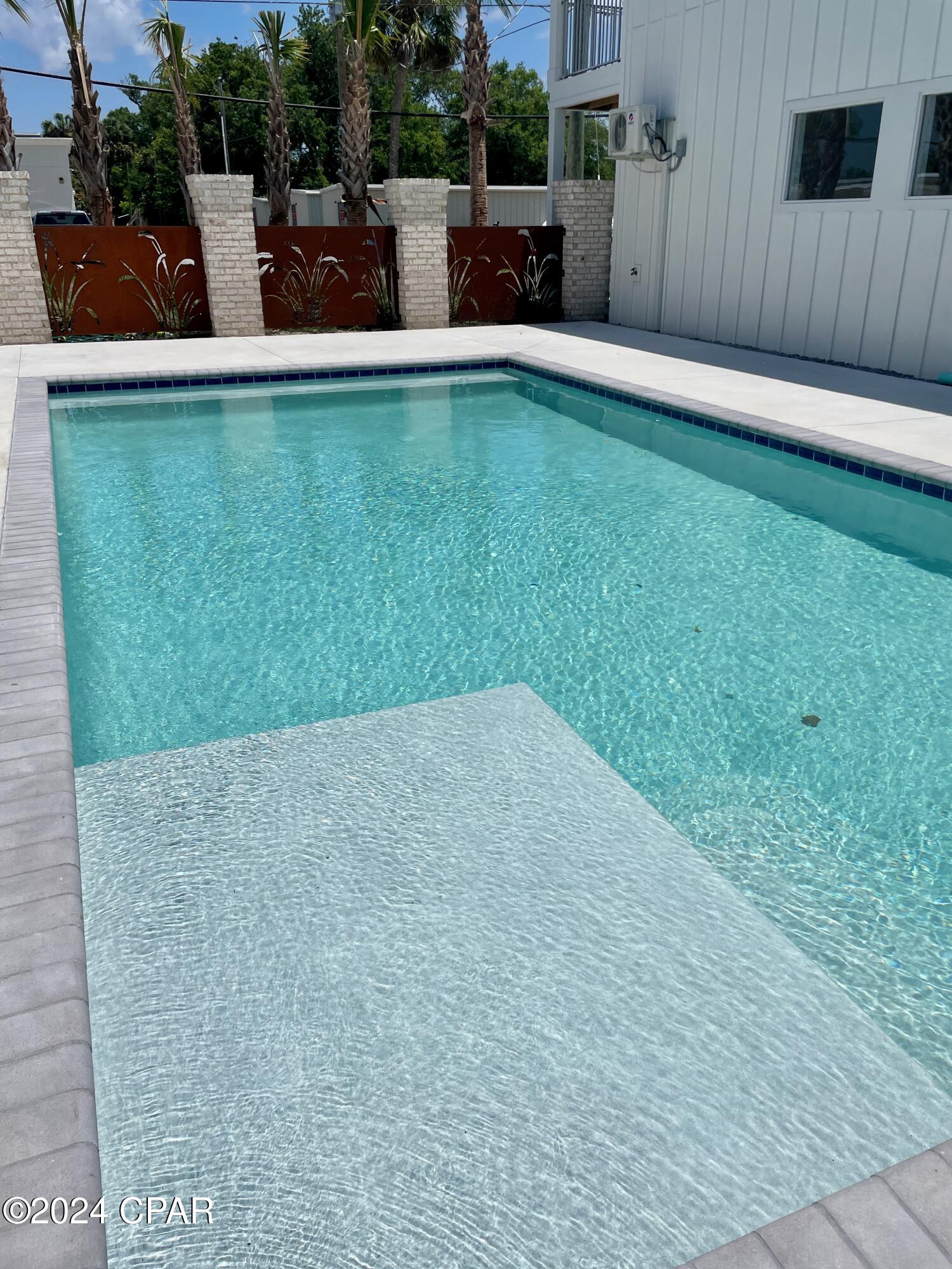 Image 7 For 304 Long Avenue