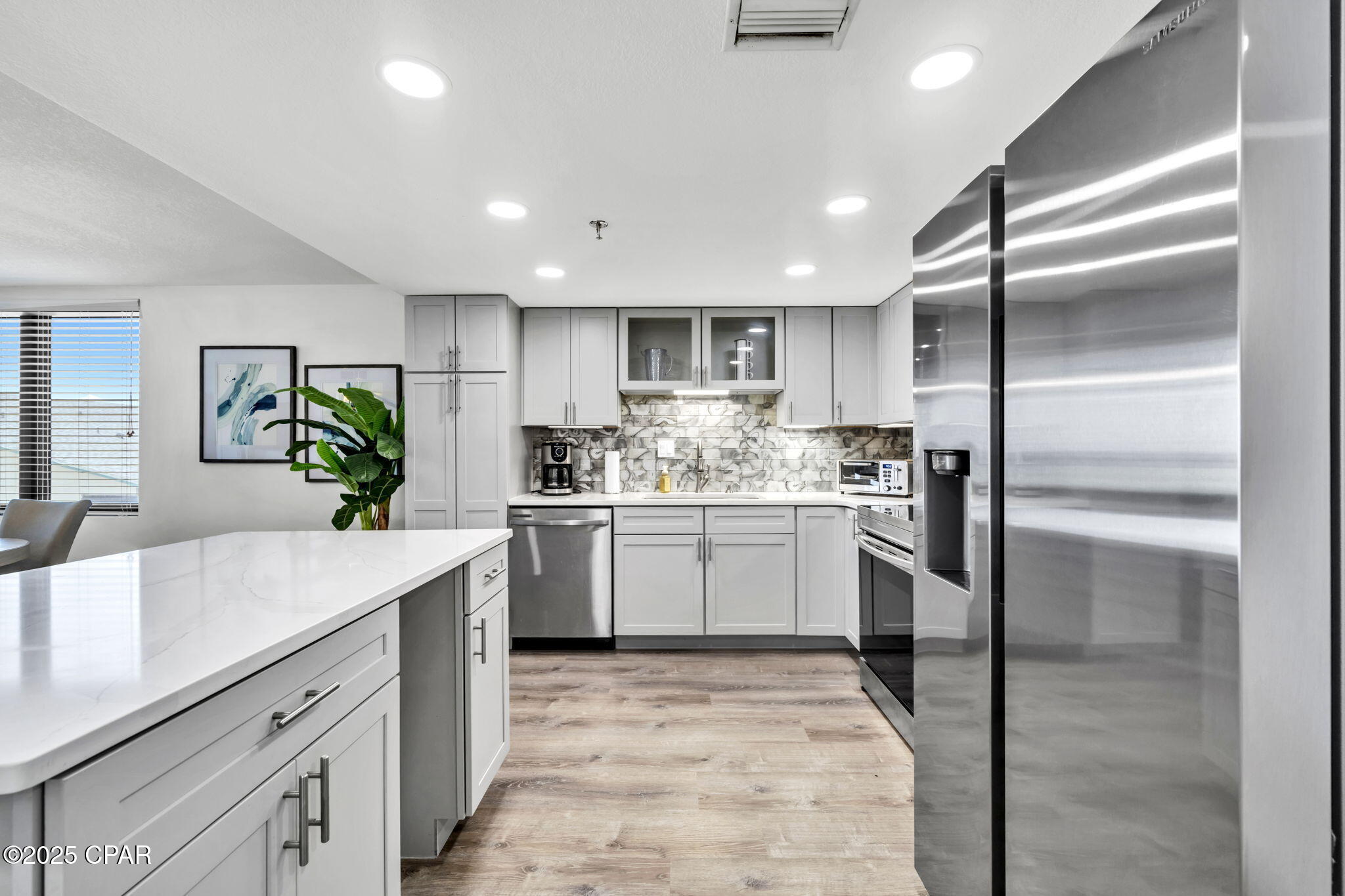 Image 6 For 6201 Thomas Drive 409