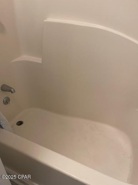 Listing photo id 19 for 307 Sundial Street