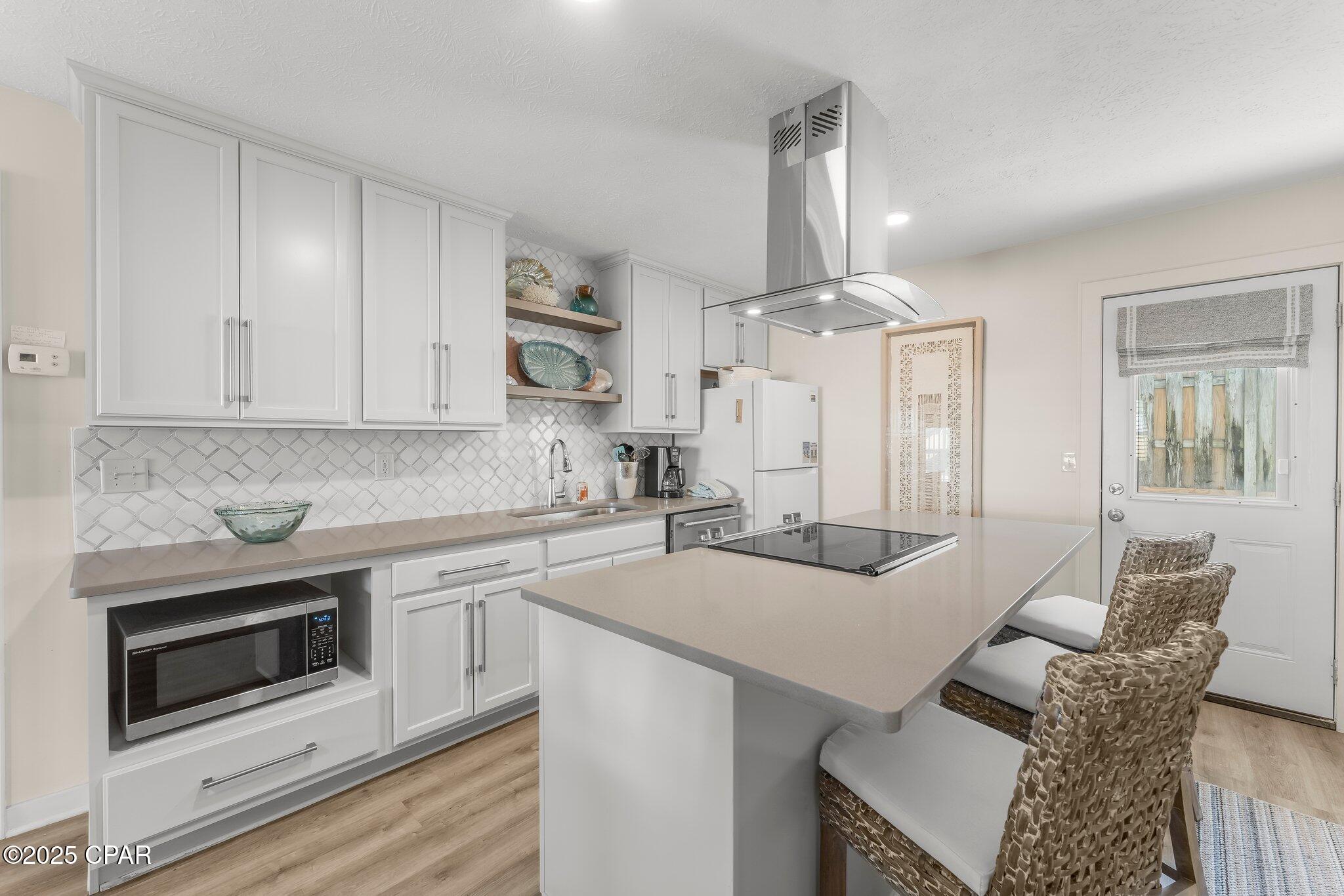 Image 8 For 17642 Front Beach Road B1