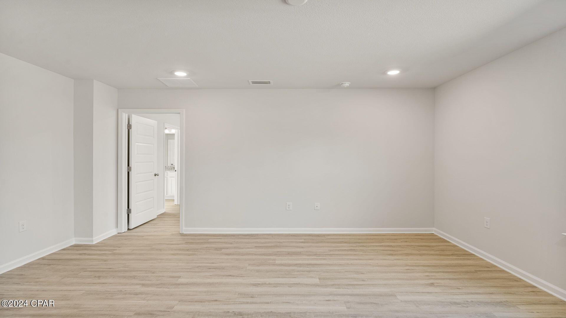 Image 28 For 227 Cades Court