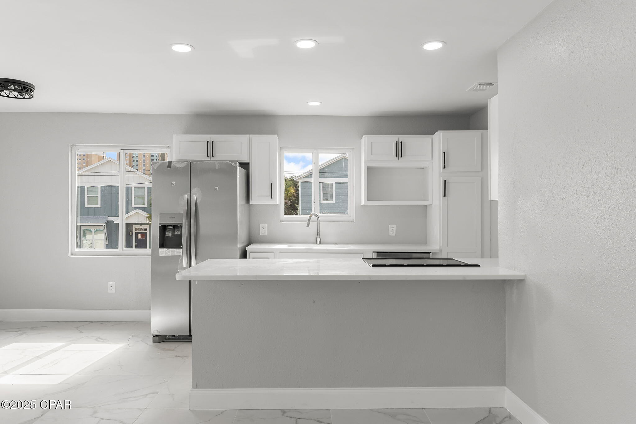 Image 14 For 3908 Ocean View Drive