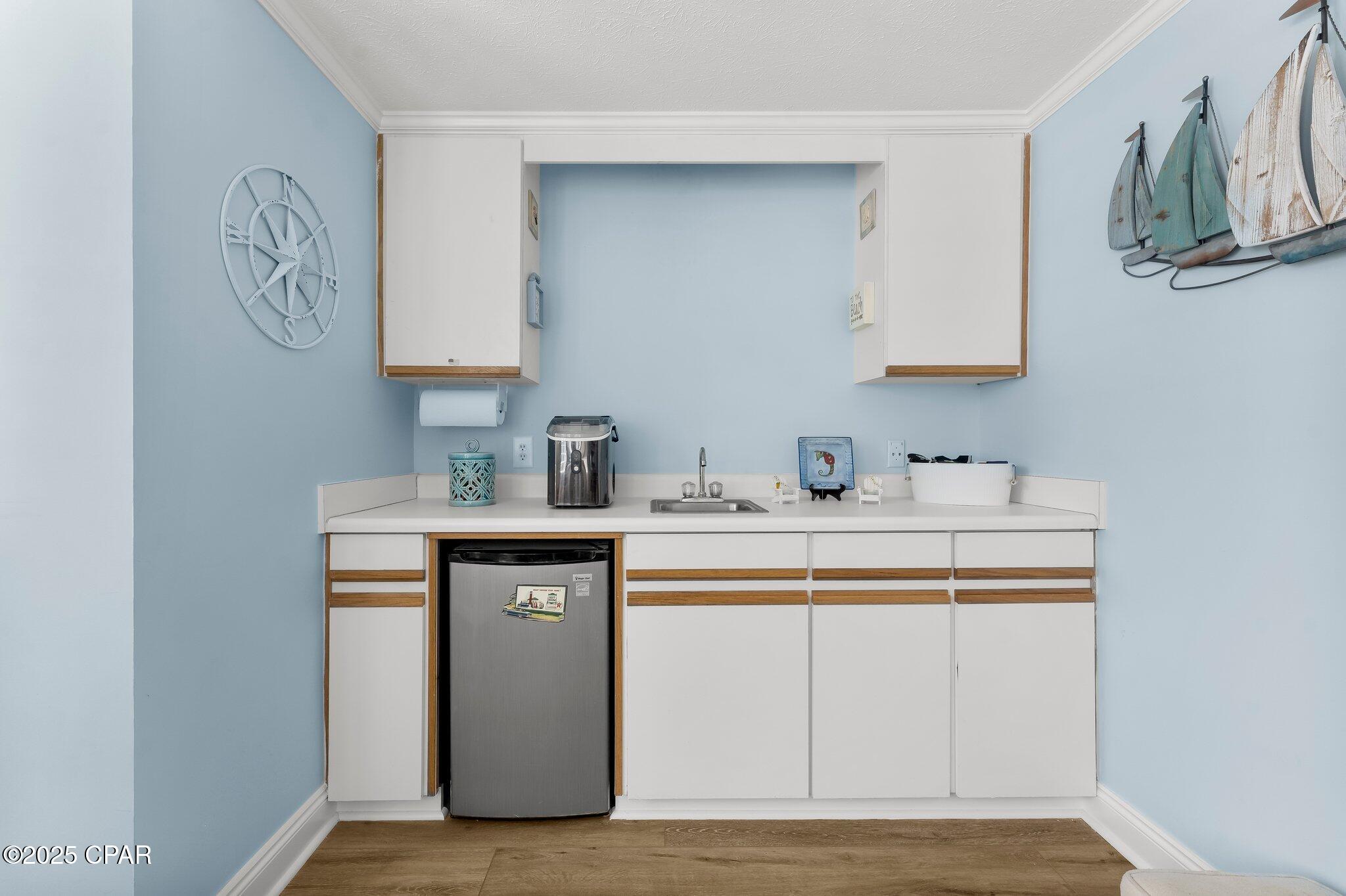 Image 15 For 528 Venture Boulevard