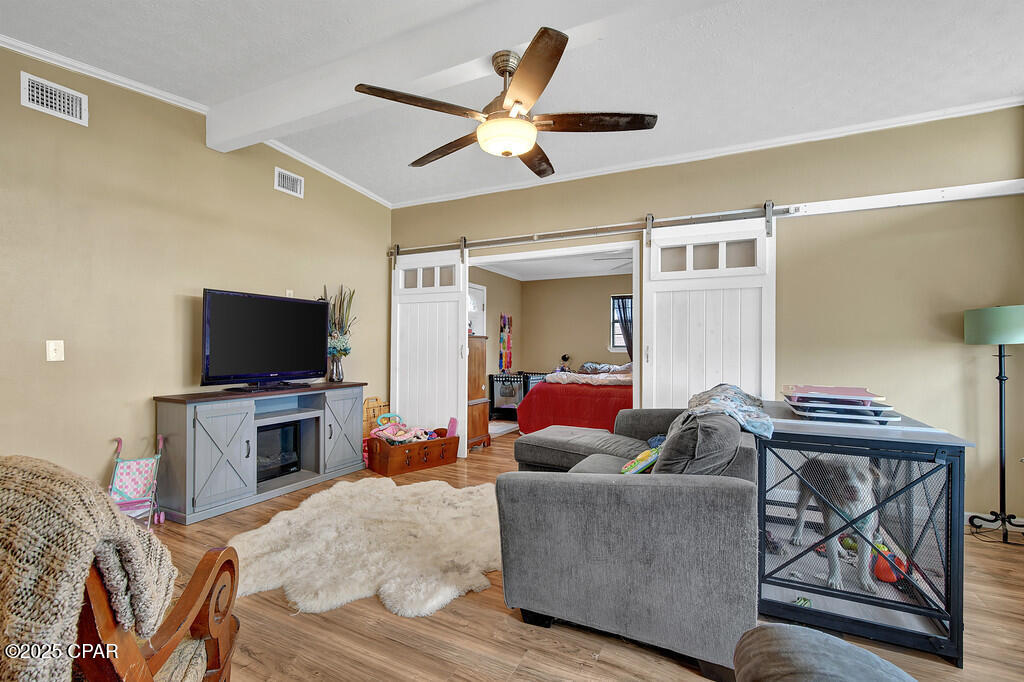 Image 16 For 4127 Leslie Lane