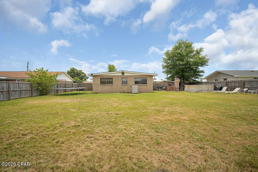 Image 8 For 4127 Leslie Lane