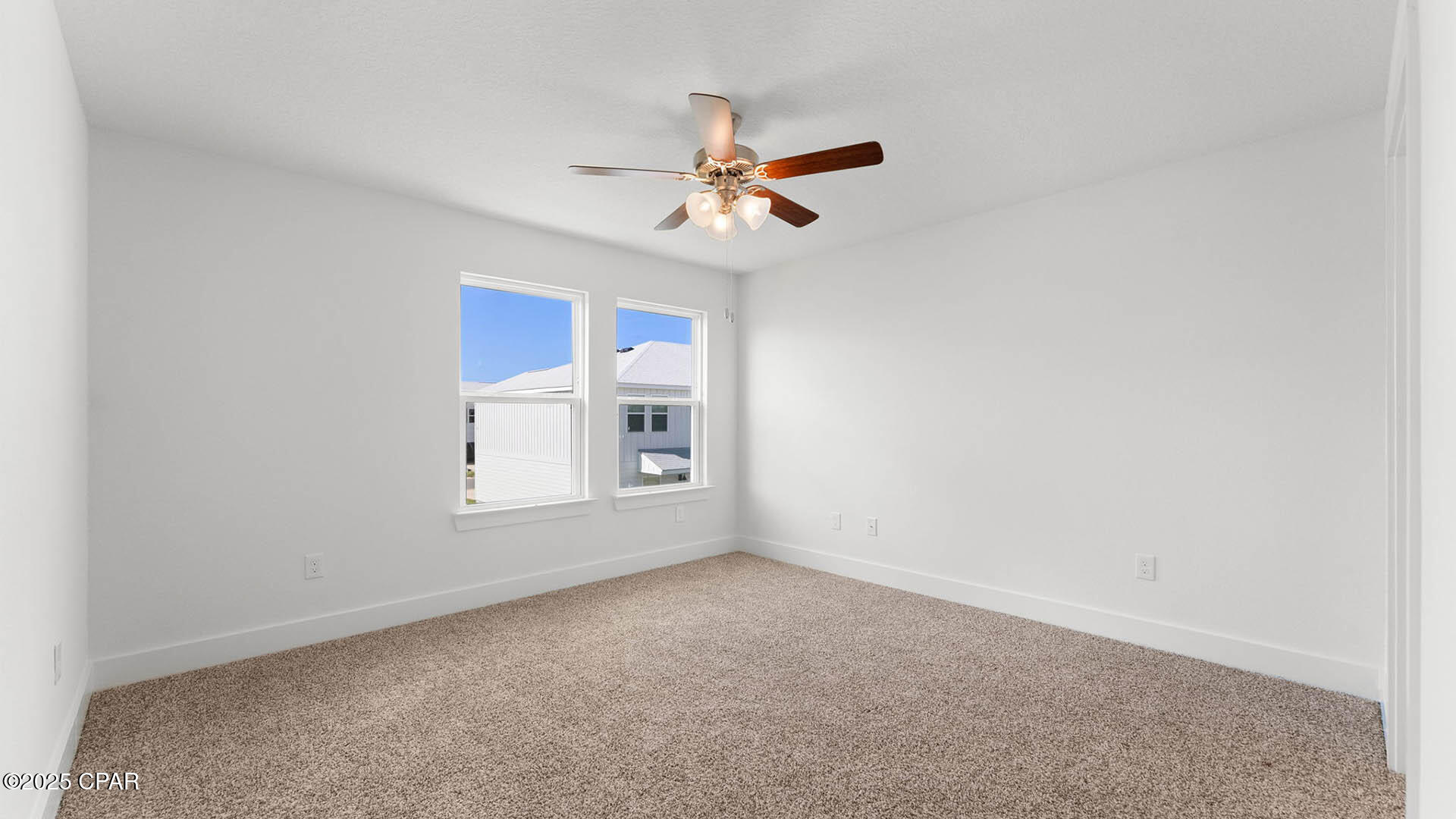 Image 15 For 252 Salt Creek Lane