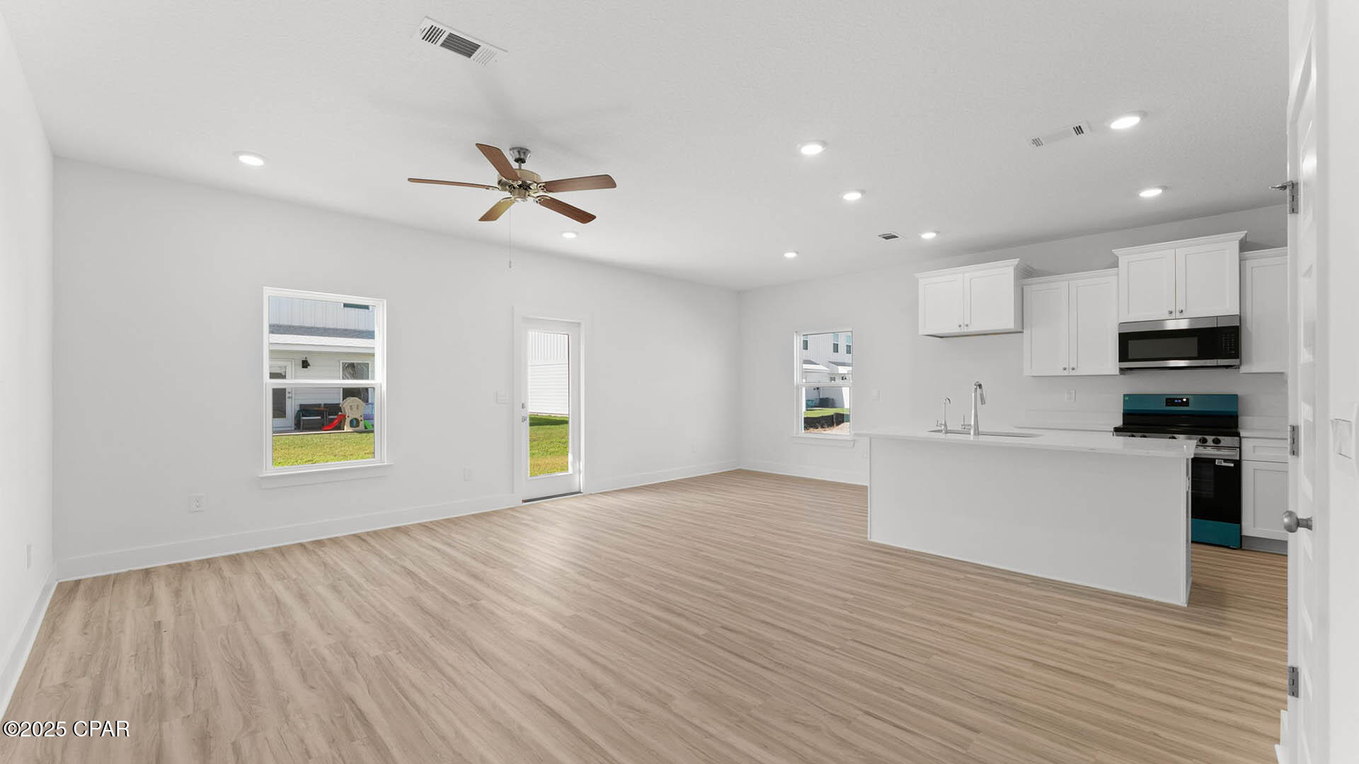 Image 7 For 252 Salt Creek Lane