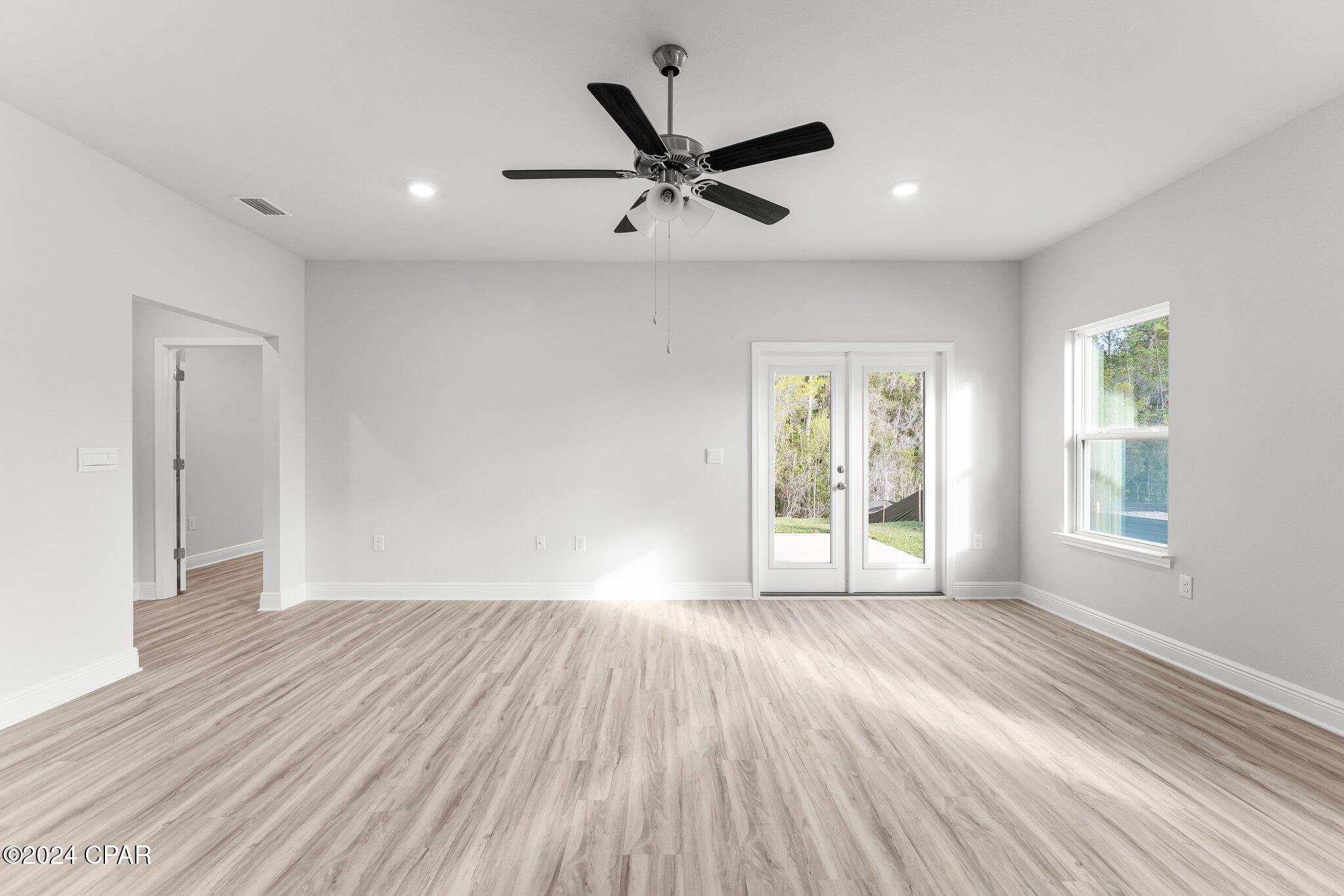 Image 16 For 664 Norris Drive