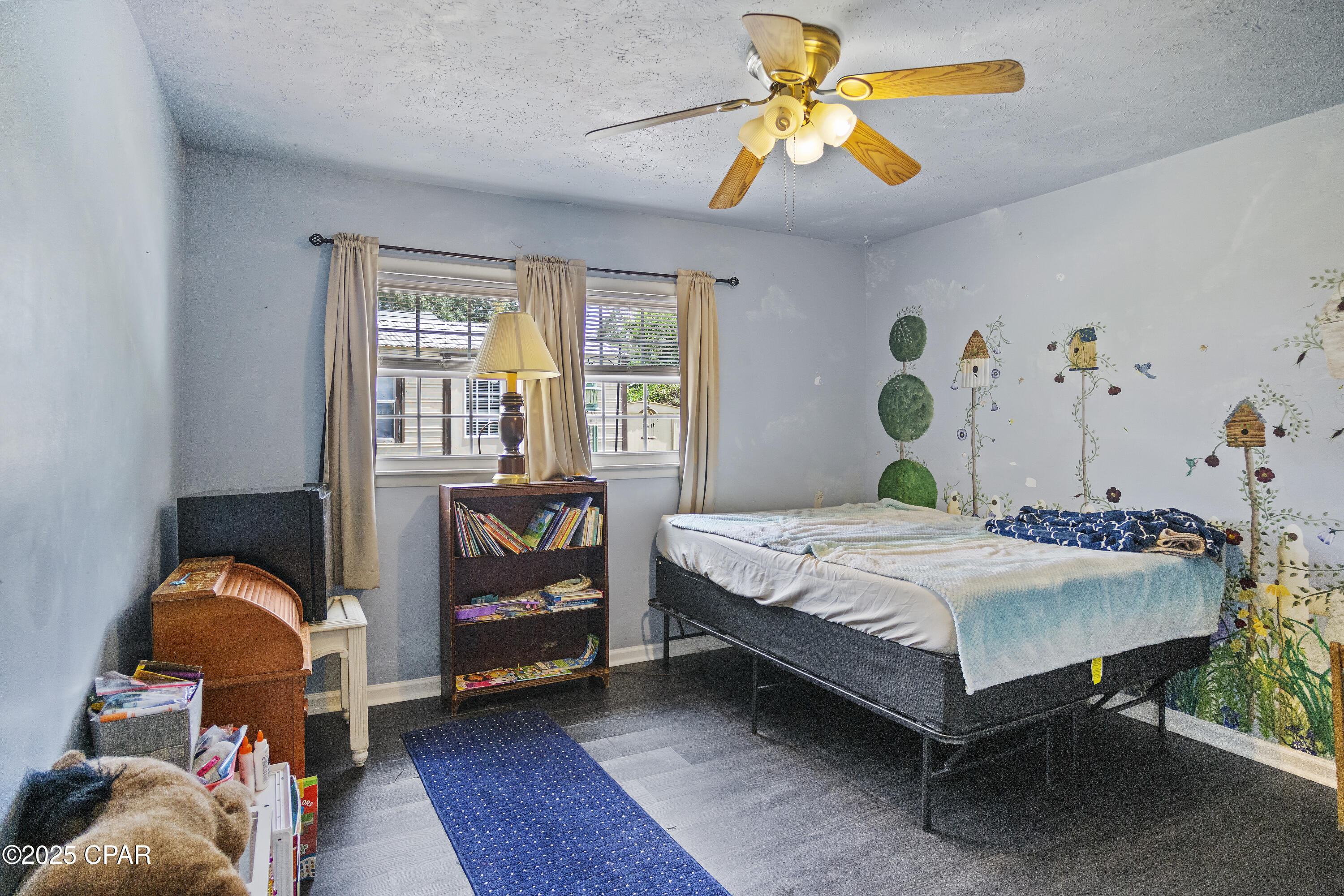 Image 20 For 2025 Shady Oaks Drive