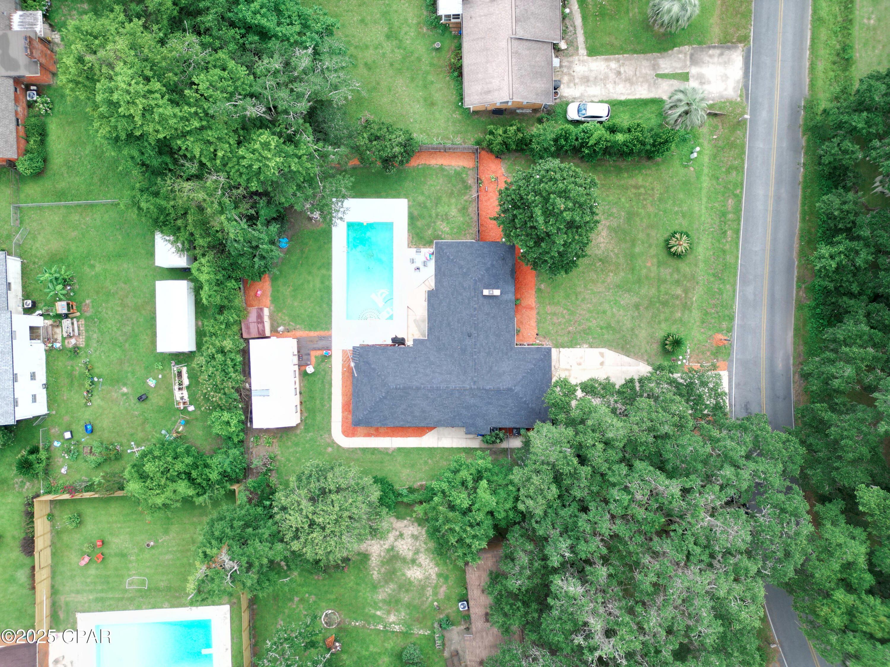 Image 4 For 2025 Shady Oaks Drive