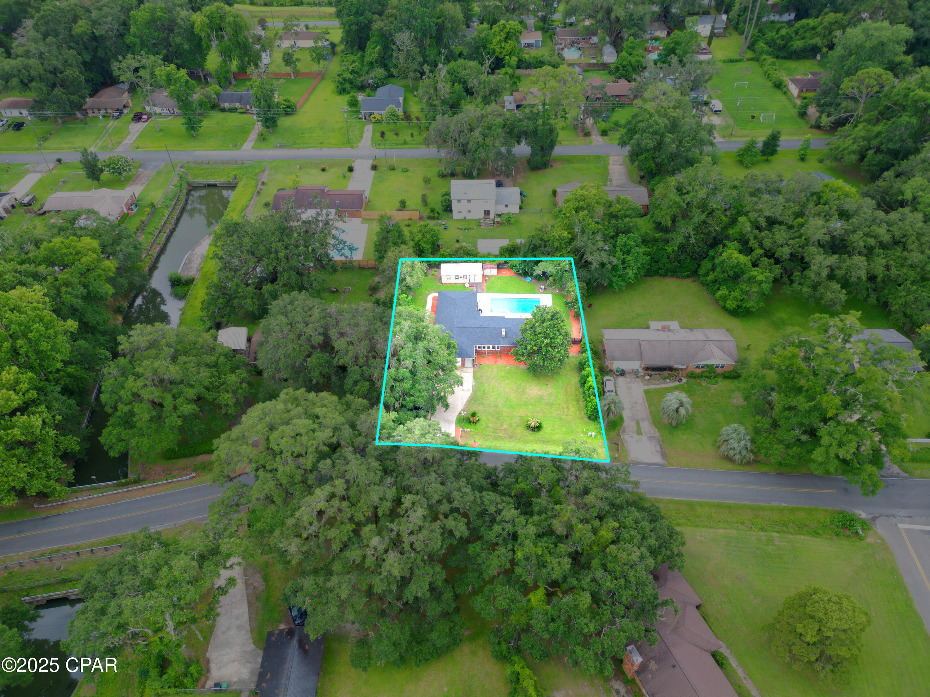 Image 9 For 2025 Shady Oaks Drive