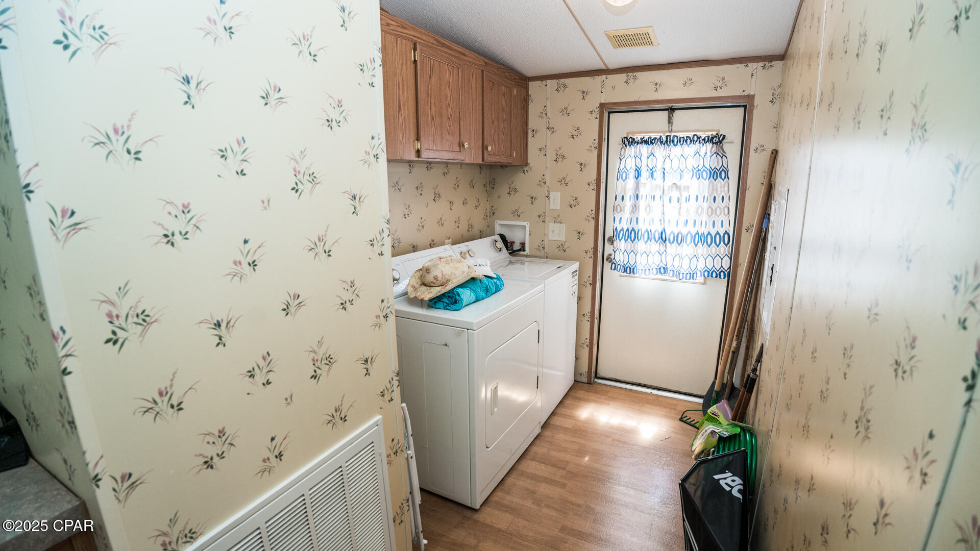 Image 17 For 508 Pinetree Drive