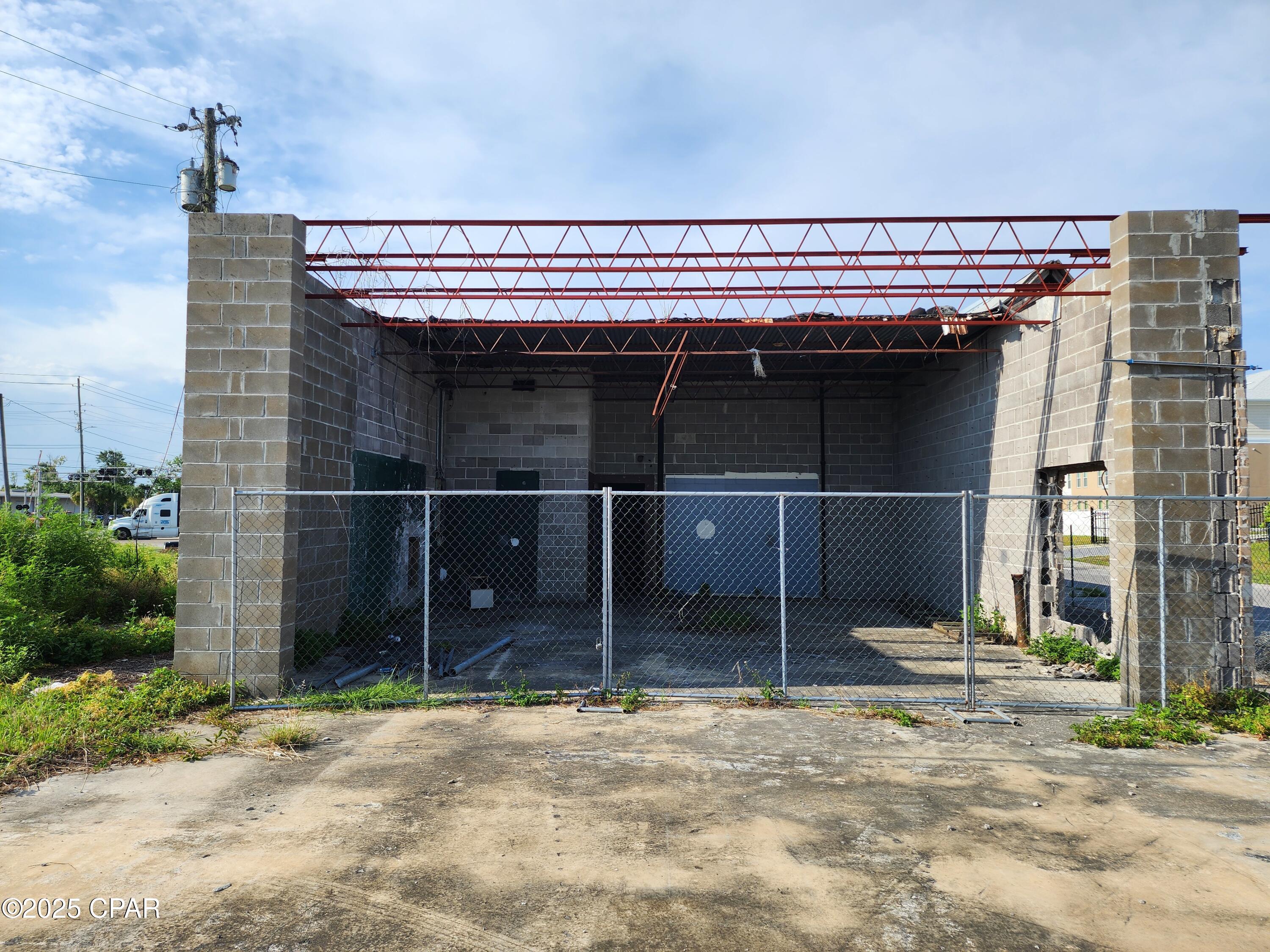 Image 2 For 211 15th Street