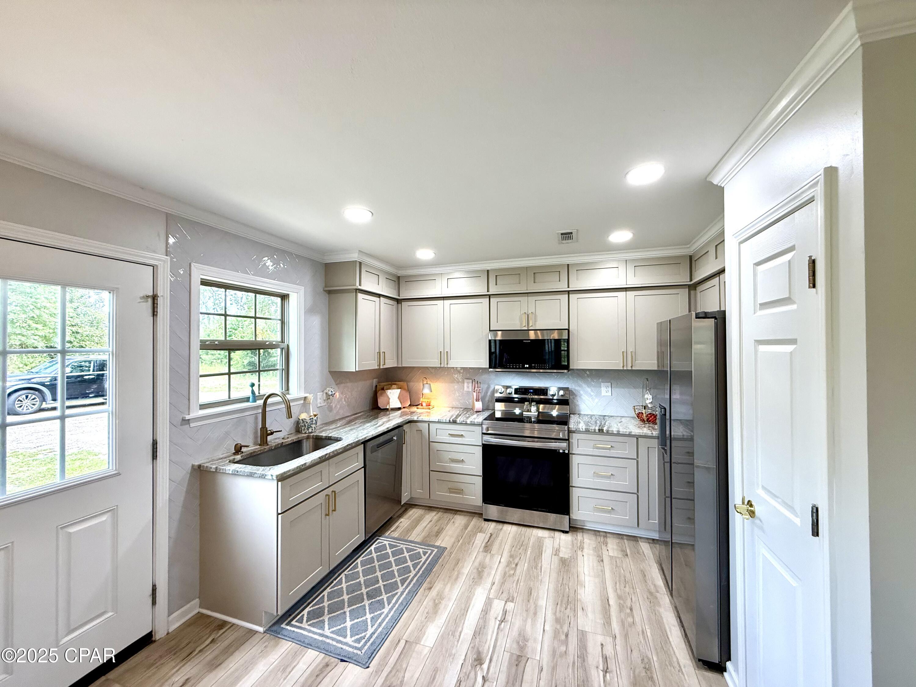 Image 13 For 2666 Indian Springs Road