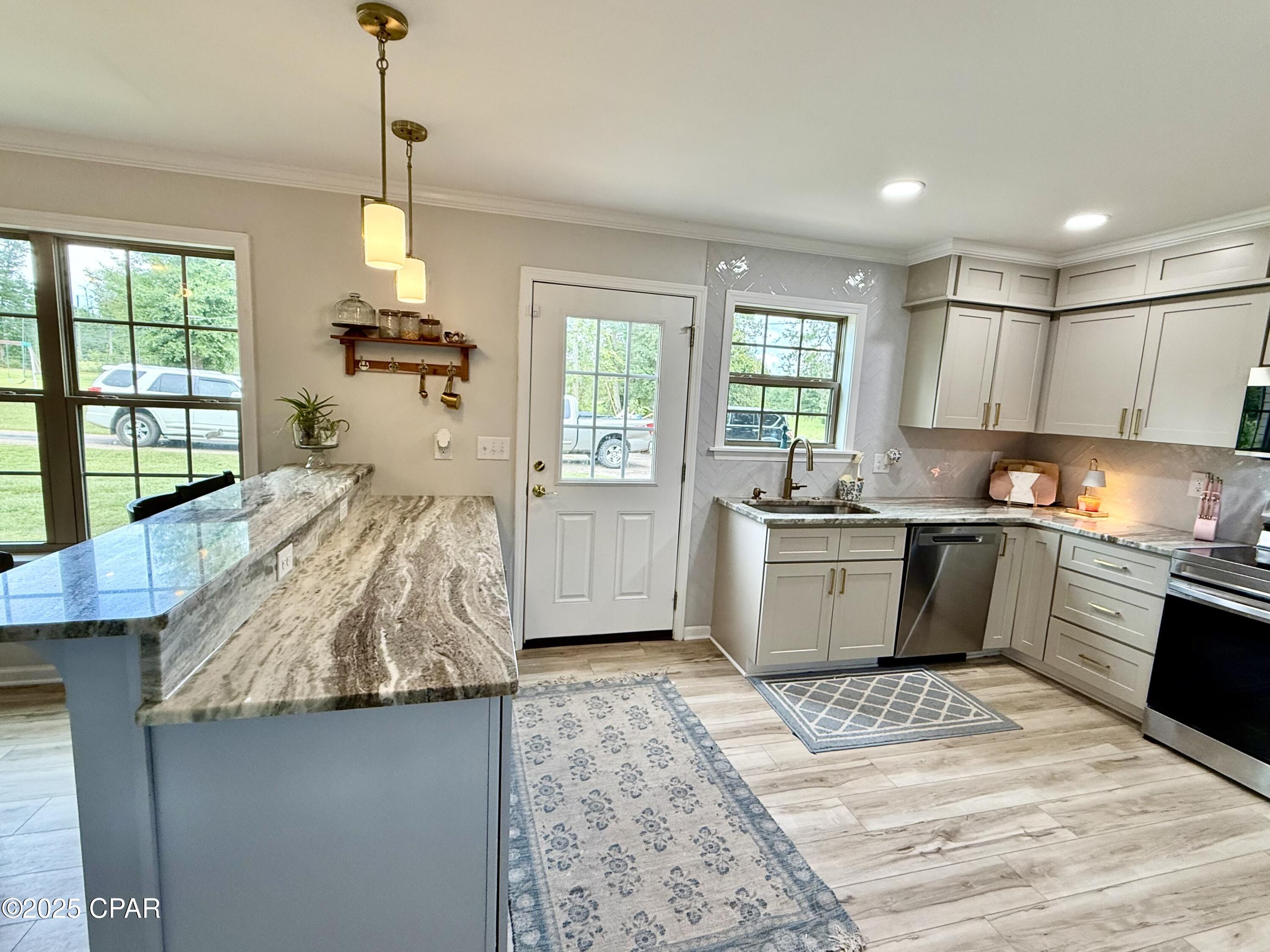 Image 15 For 2666 Indian Springs Road