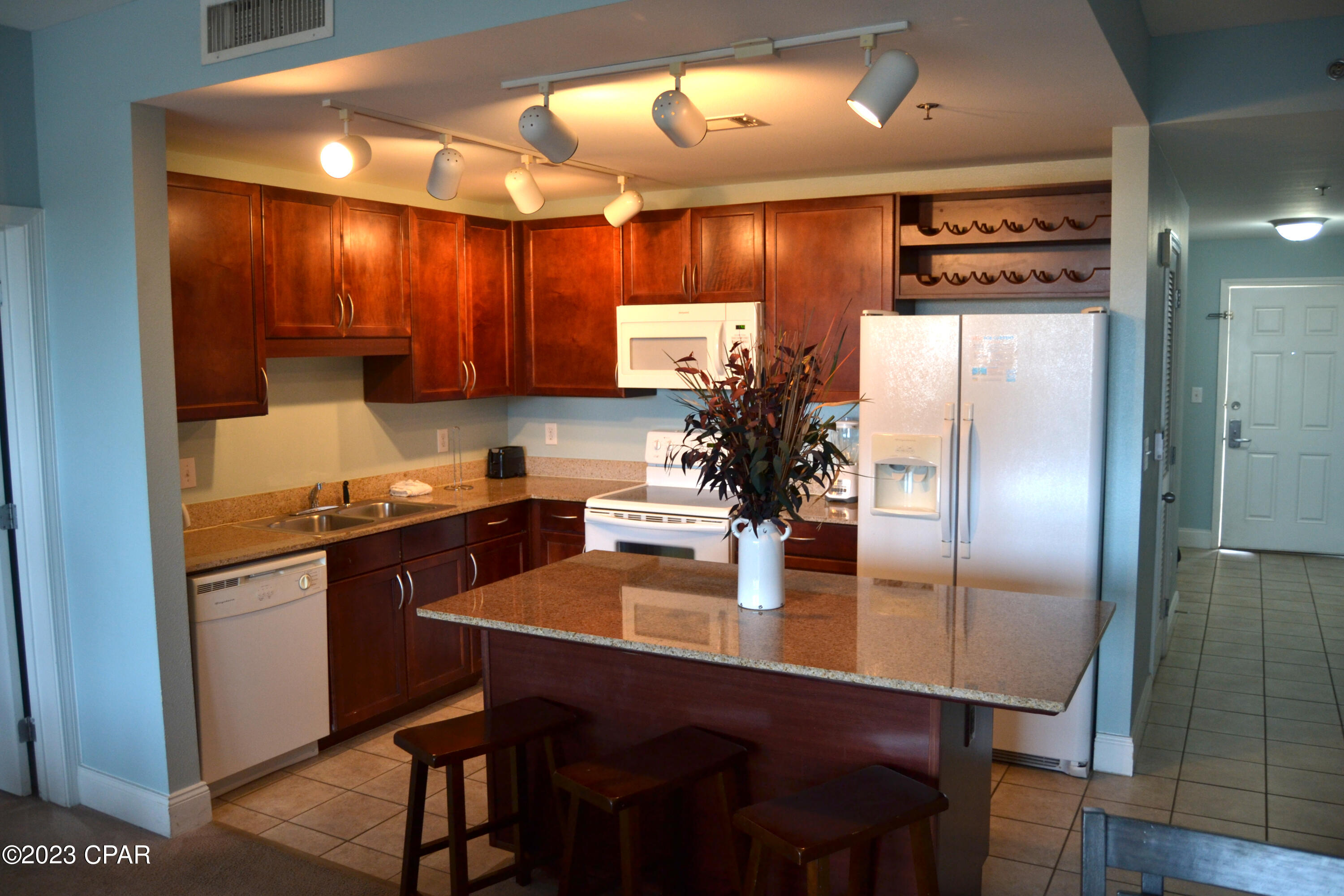 Image 7 For 9860 Thomas 127 Drive 127