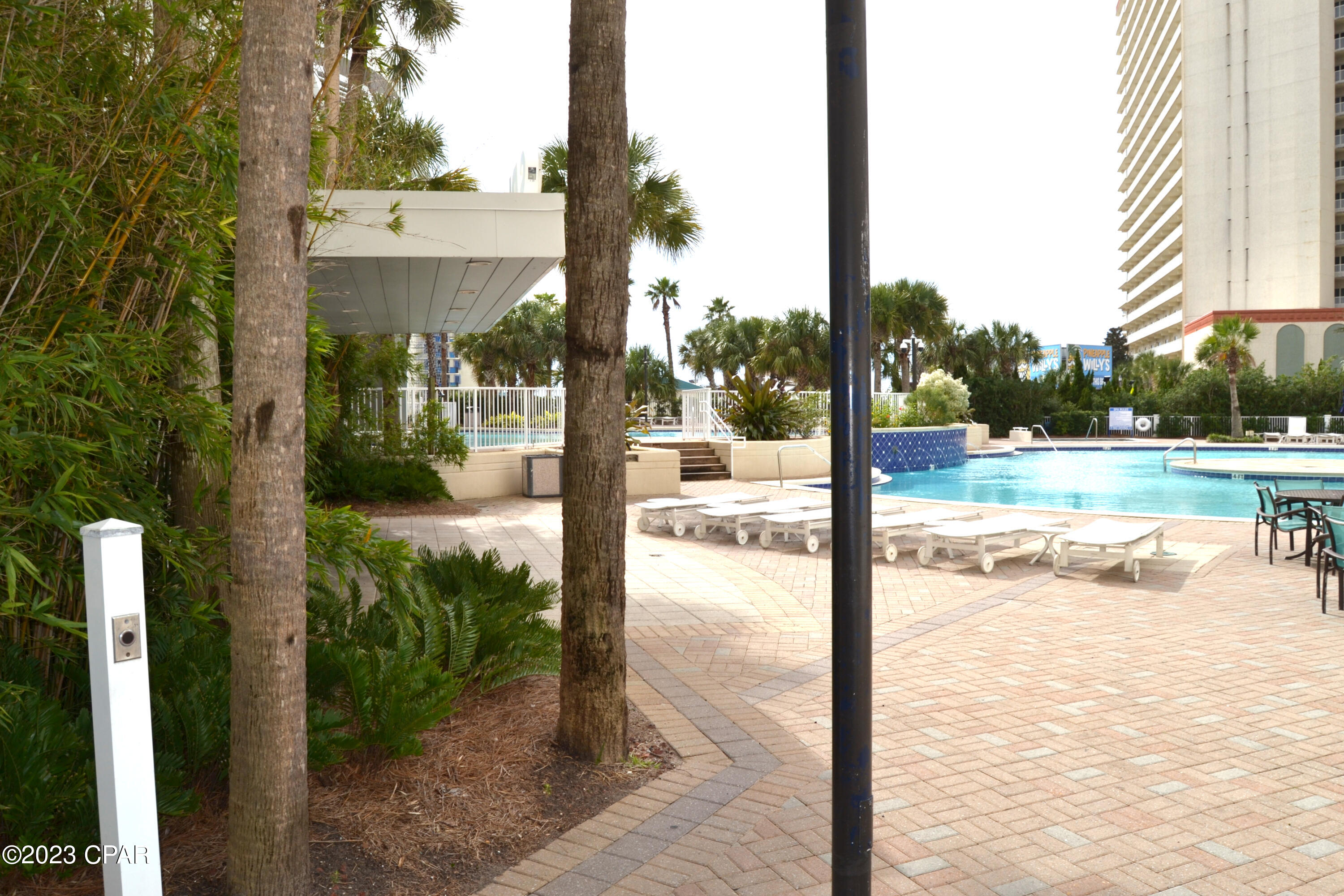 Image 8 For 9860 Thomas 127 Drive 127