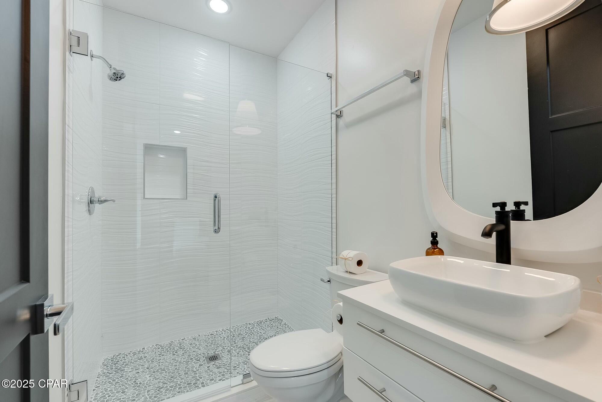 Image 25 For 208 George C Wallace