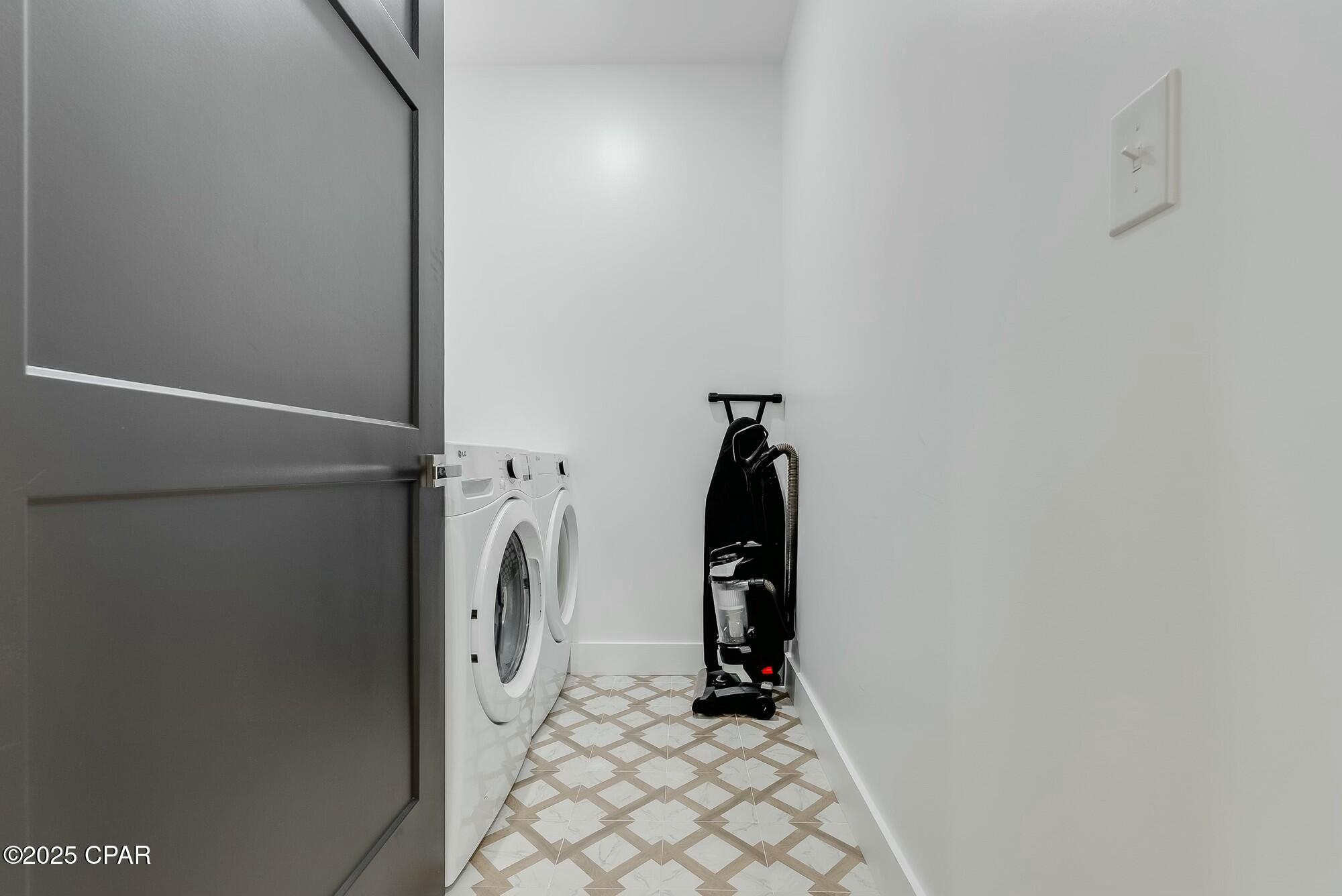 Image 38 For 208 George C Wallace