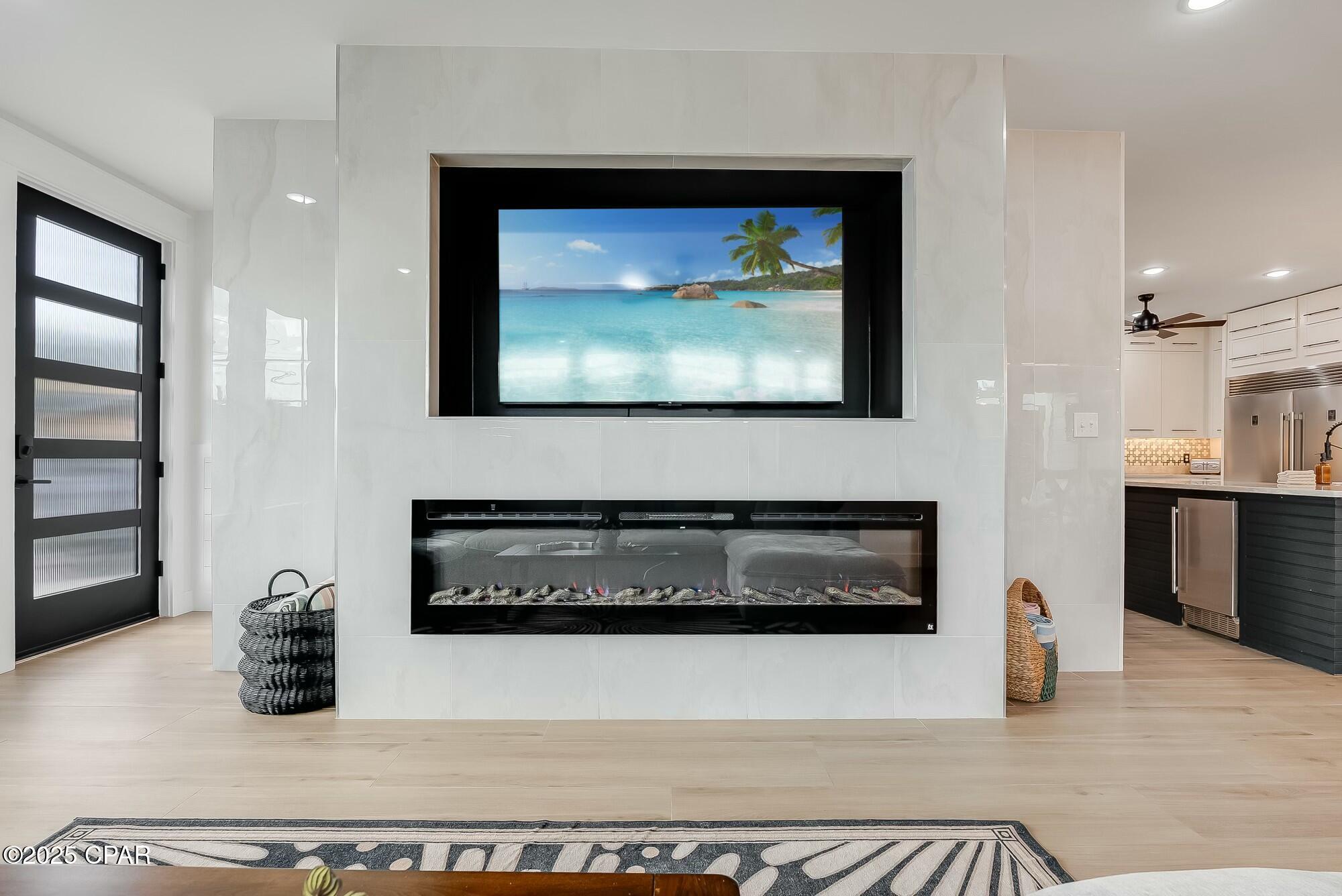 Image 9 For 208 George C Wallace