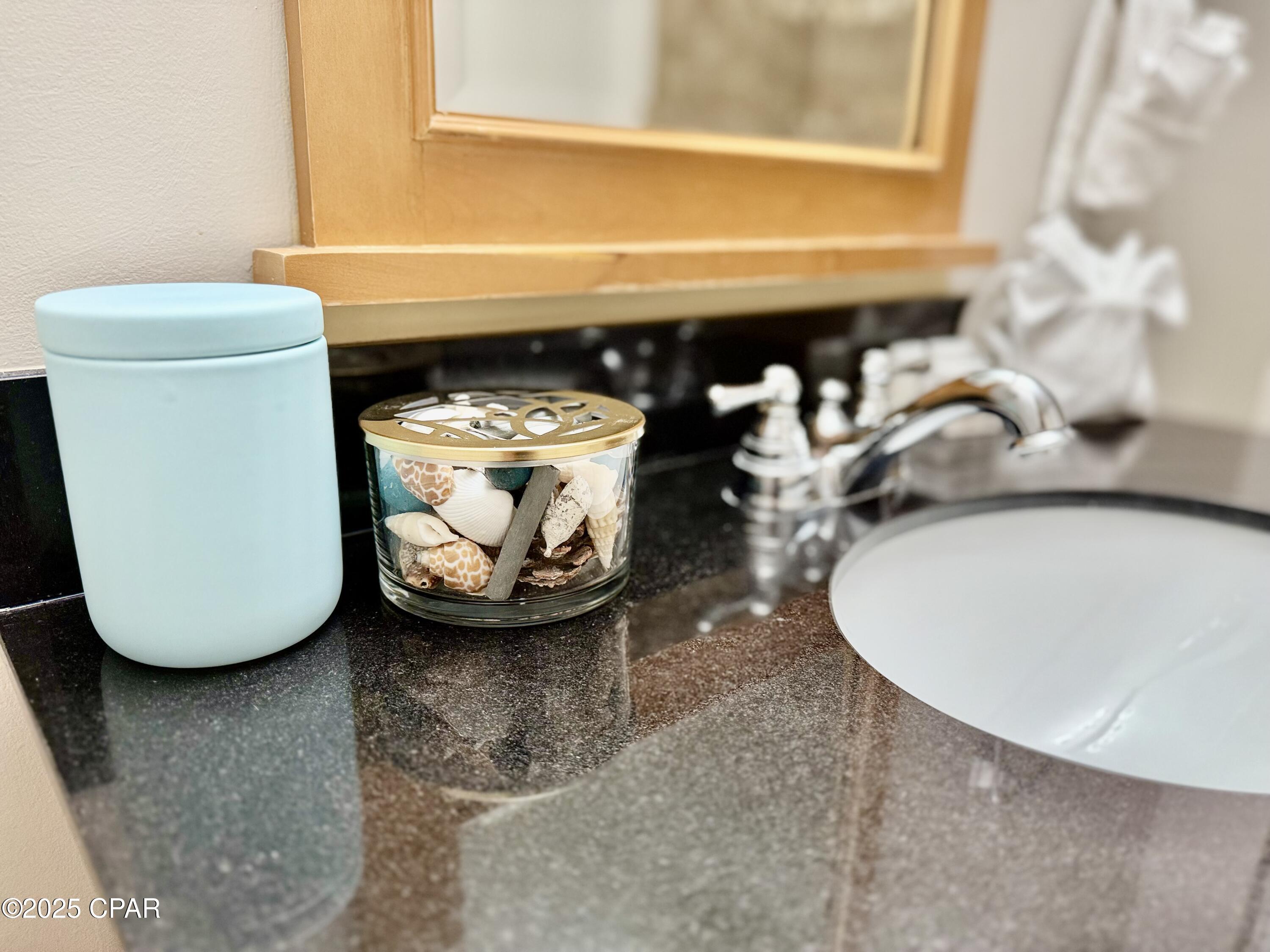 Image 21 For 16701 Front Beach Road 1605