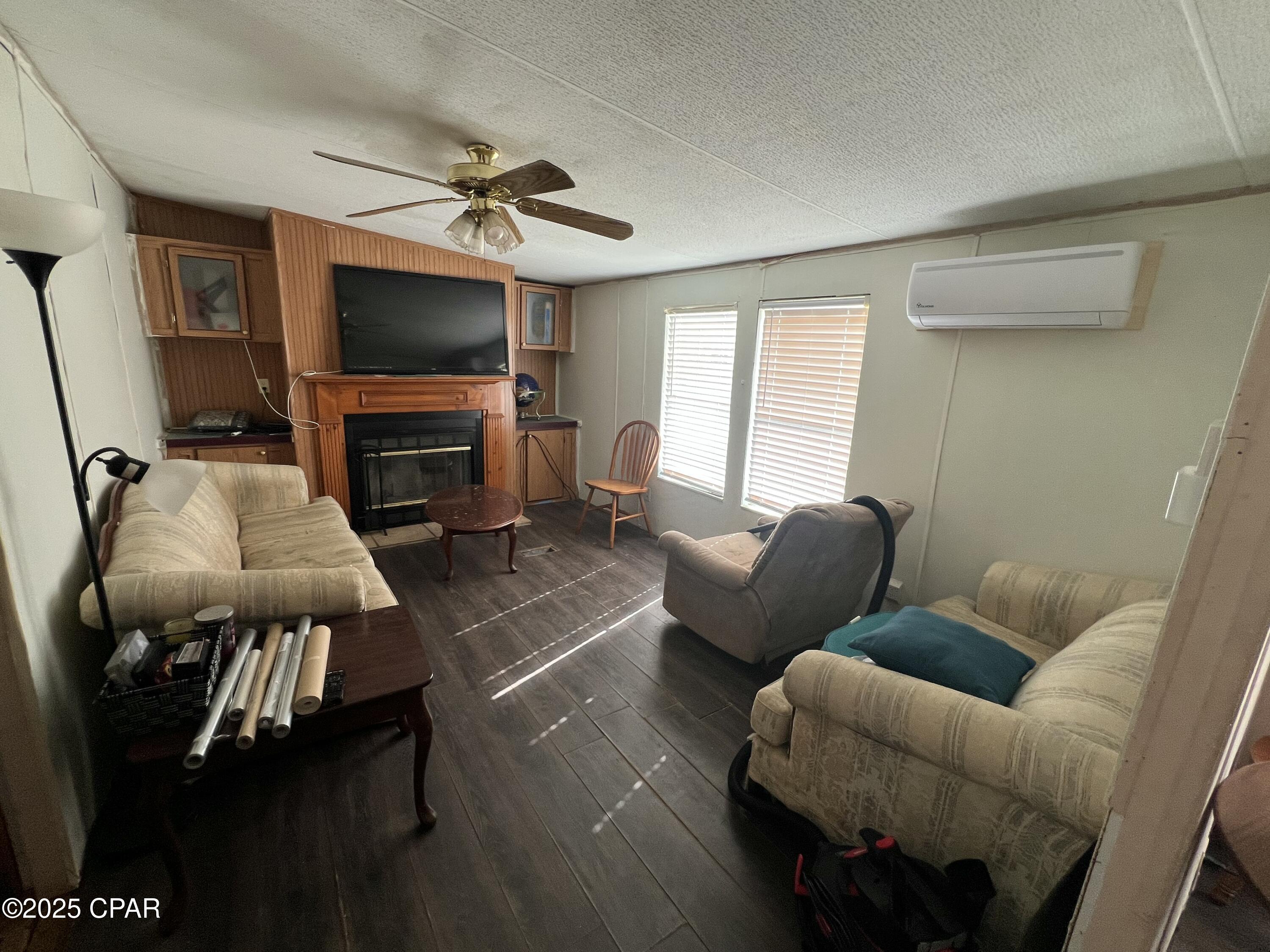 Image 7 For 4151-4155 Yorkshire Drive