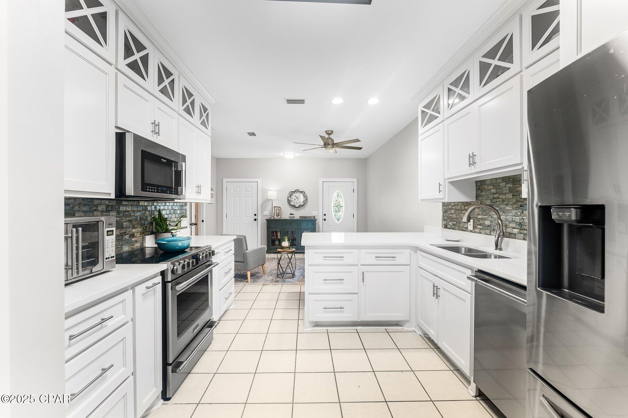 Image 8 For 2904 Country Club Drive