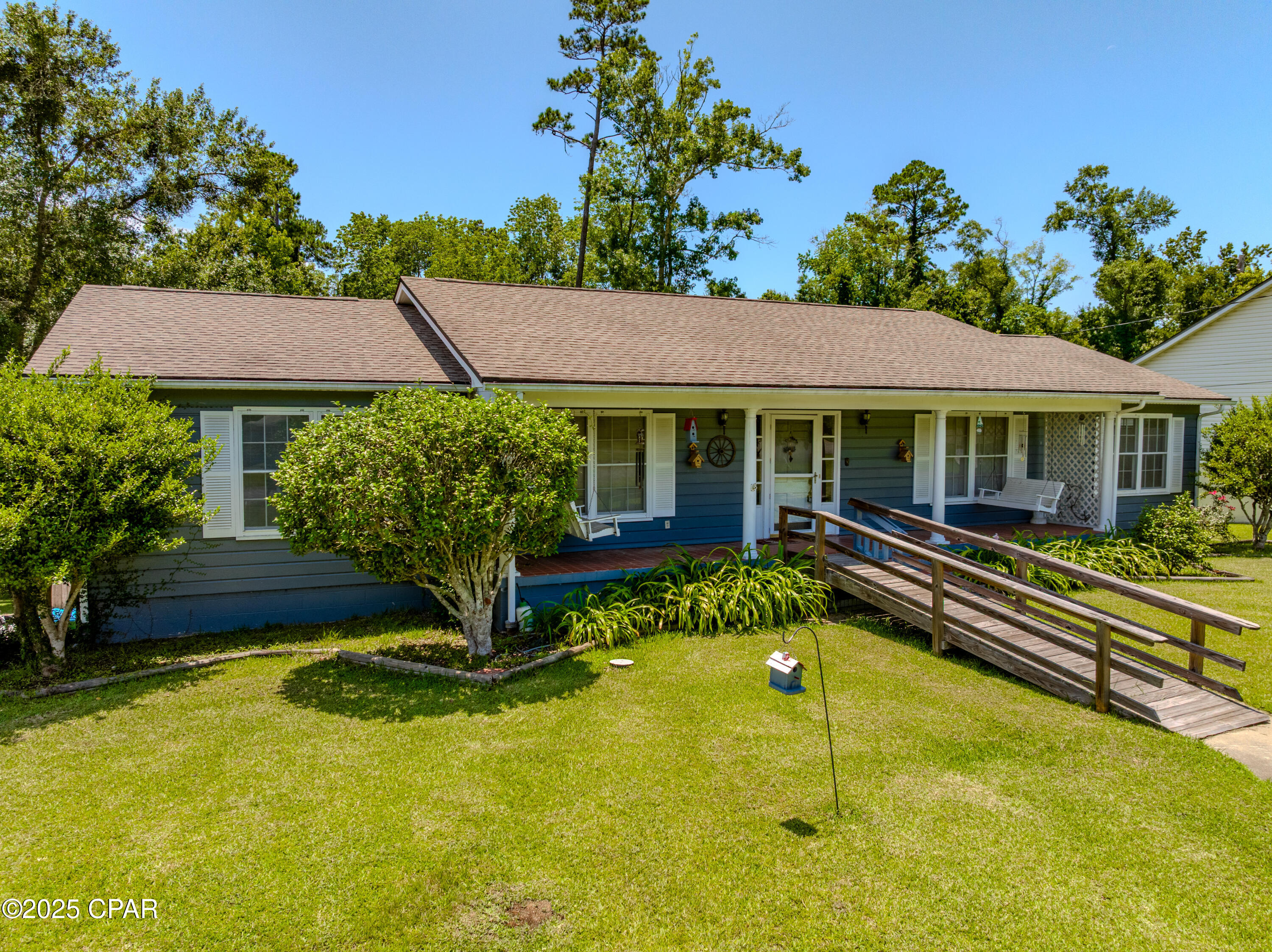 Homes for sale in Chattahoochee, FL | 1016 Morgan Ave, Chattahoochee, FL 32324 | MLS# 775397