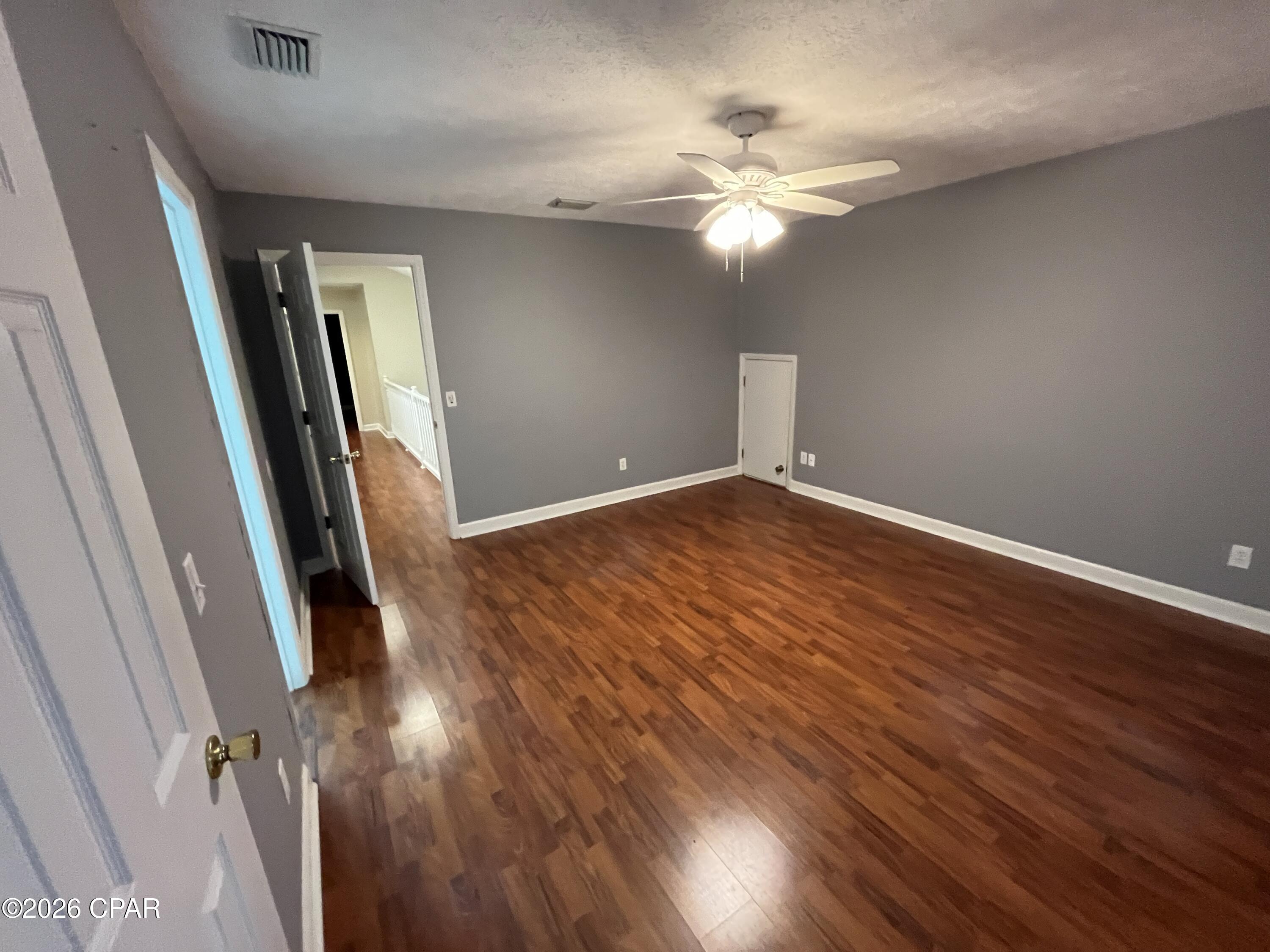 Image 28 For 3209 Country Club Drive