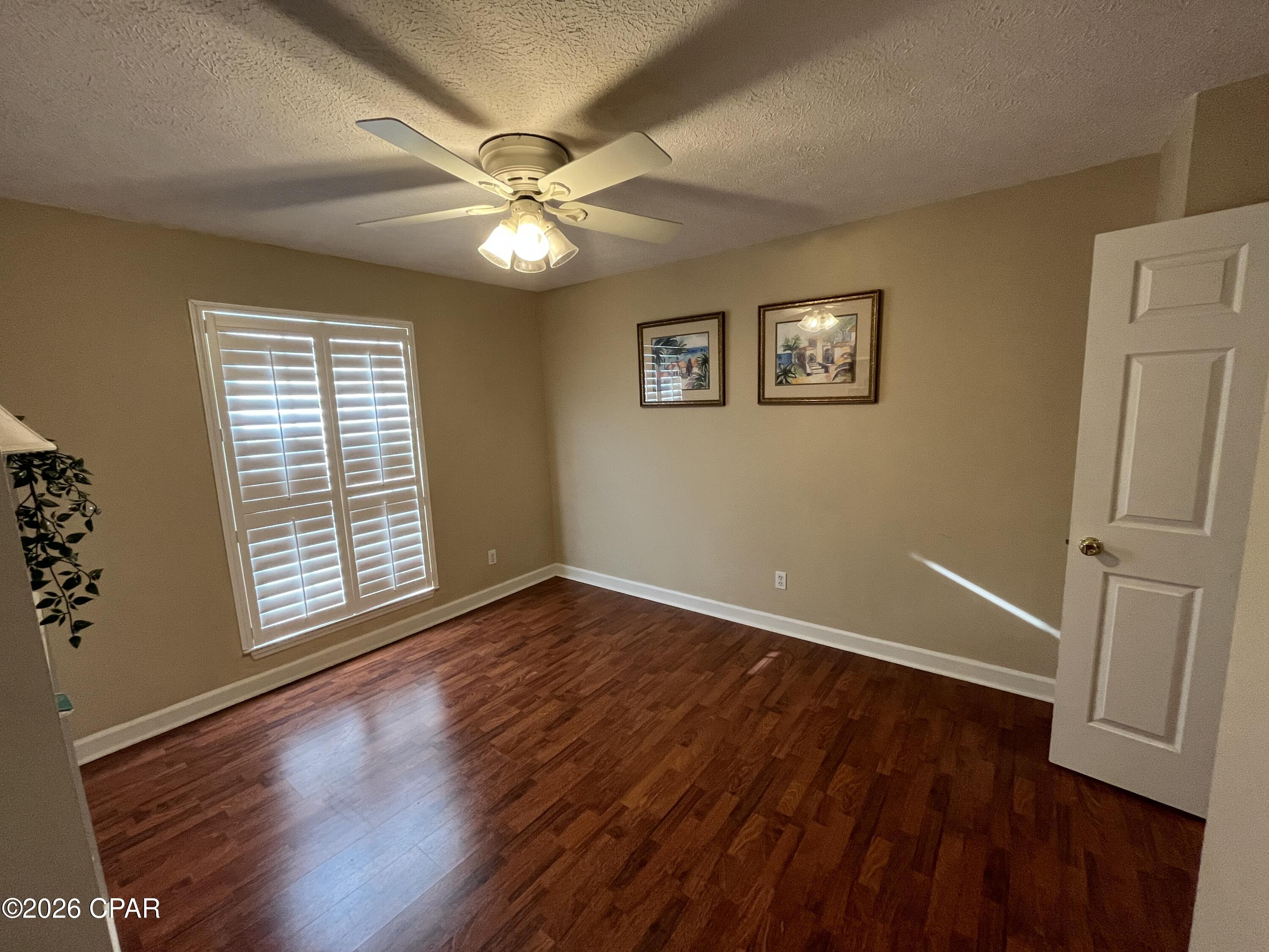 Image 32 For 3209 Country Club Drive