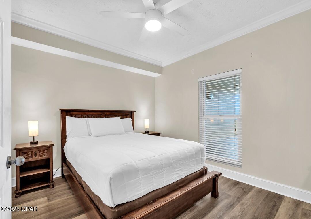 Image 21 For 10901 Front Beach Road 2003