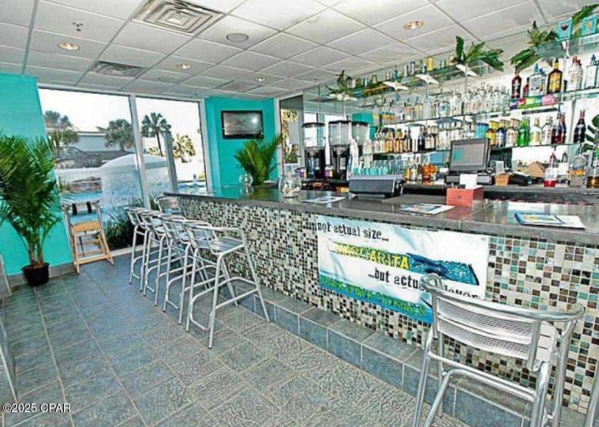 Image 32 For 10901 Front Beach Road 2003