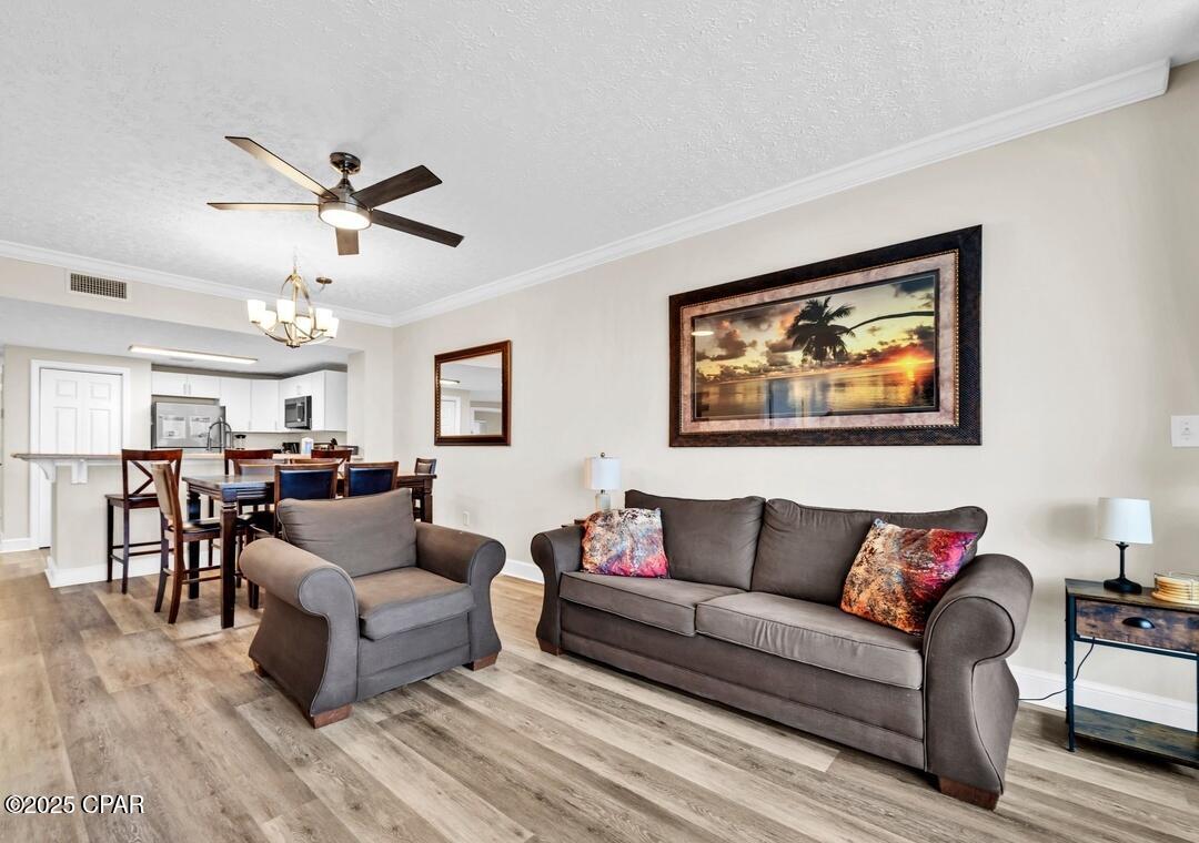 Image 5 For 10901 Front Beach Road 2003